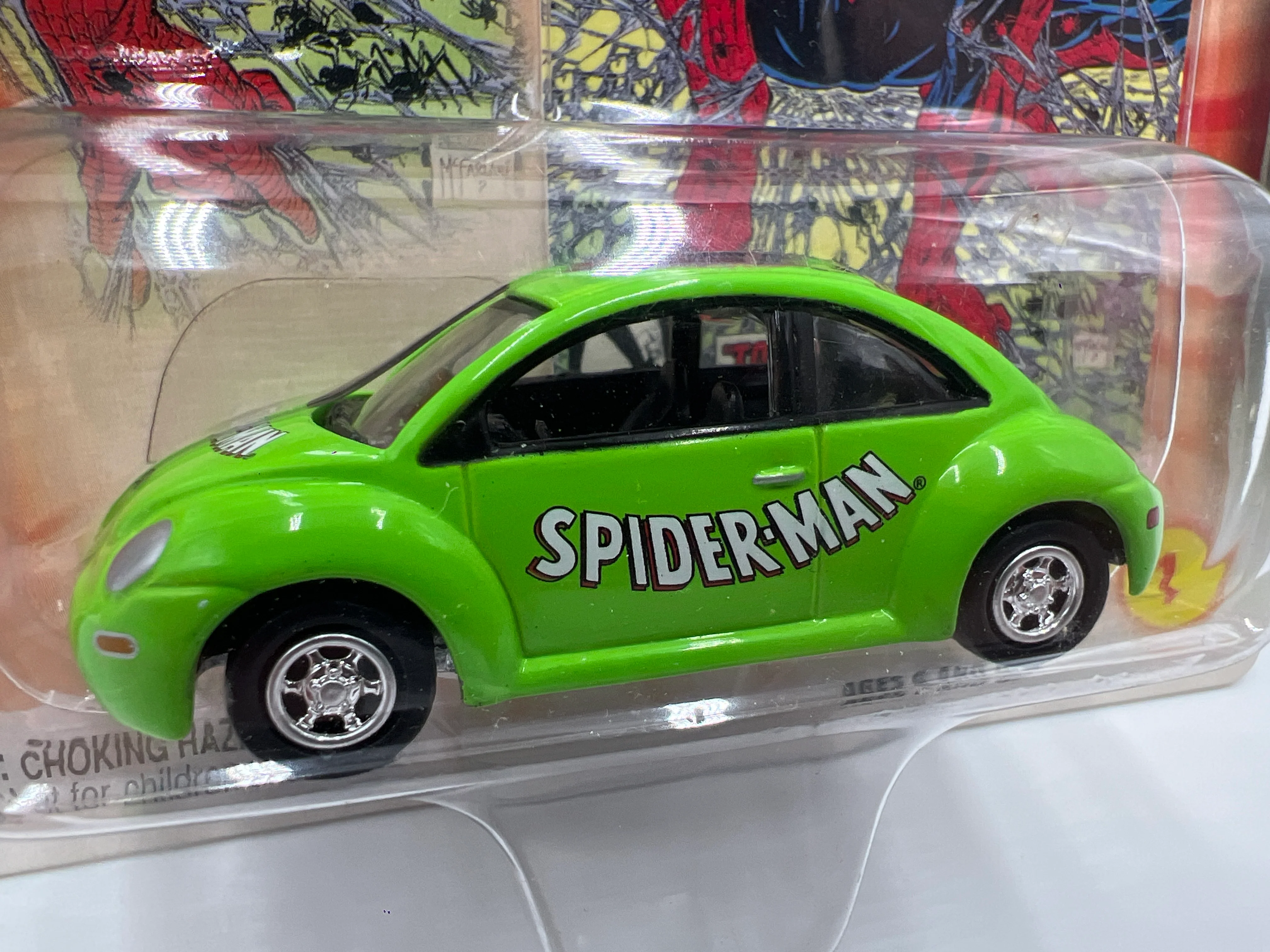 Johnny Lightning Marvel Spider-Man Release 1 #1 98 VW Beetle Green 222E - Image 2
