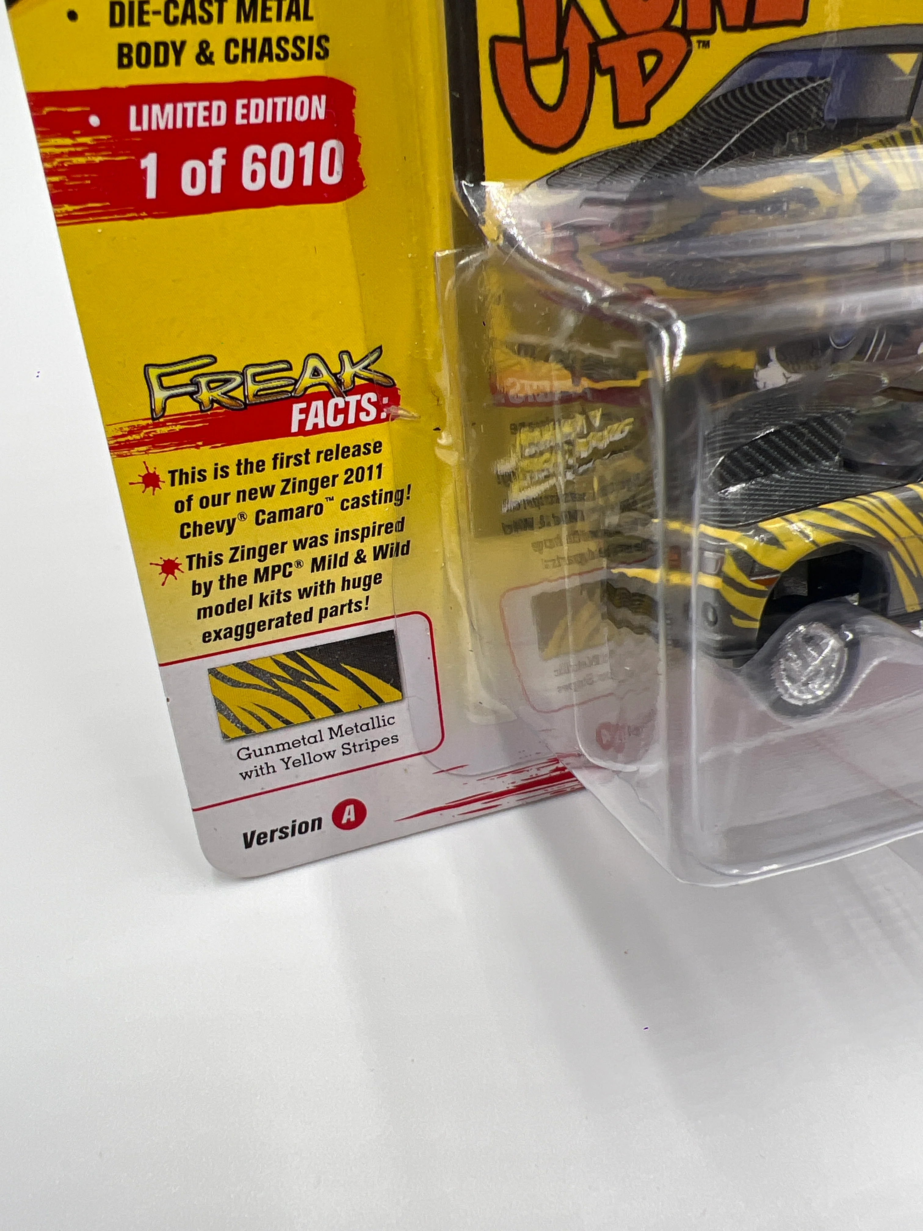 Johnny Lightning Street Freaks Zingers Release 2 Version A 2011 Chevy Camaro Tune It Up Gray/Yellow 228G - Image 5