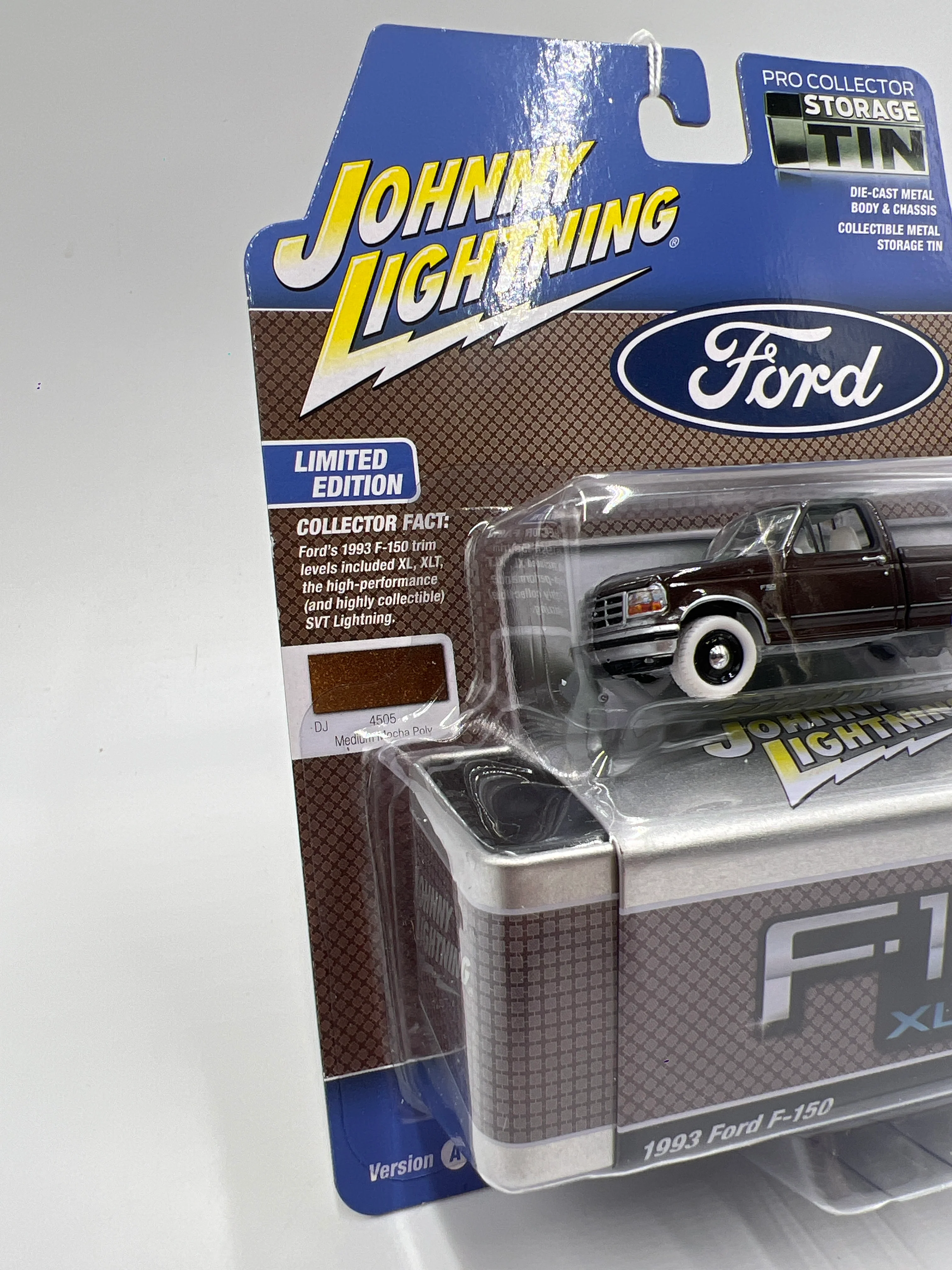 2025 Johnny Lightning Pro Collector Storage Tin #2 White Lightning CHASE 1993 Ford F-150 Brown - Image 4