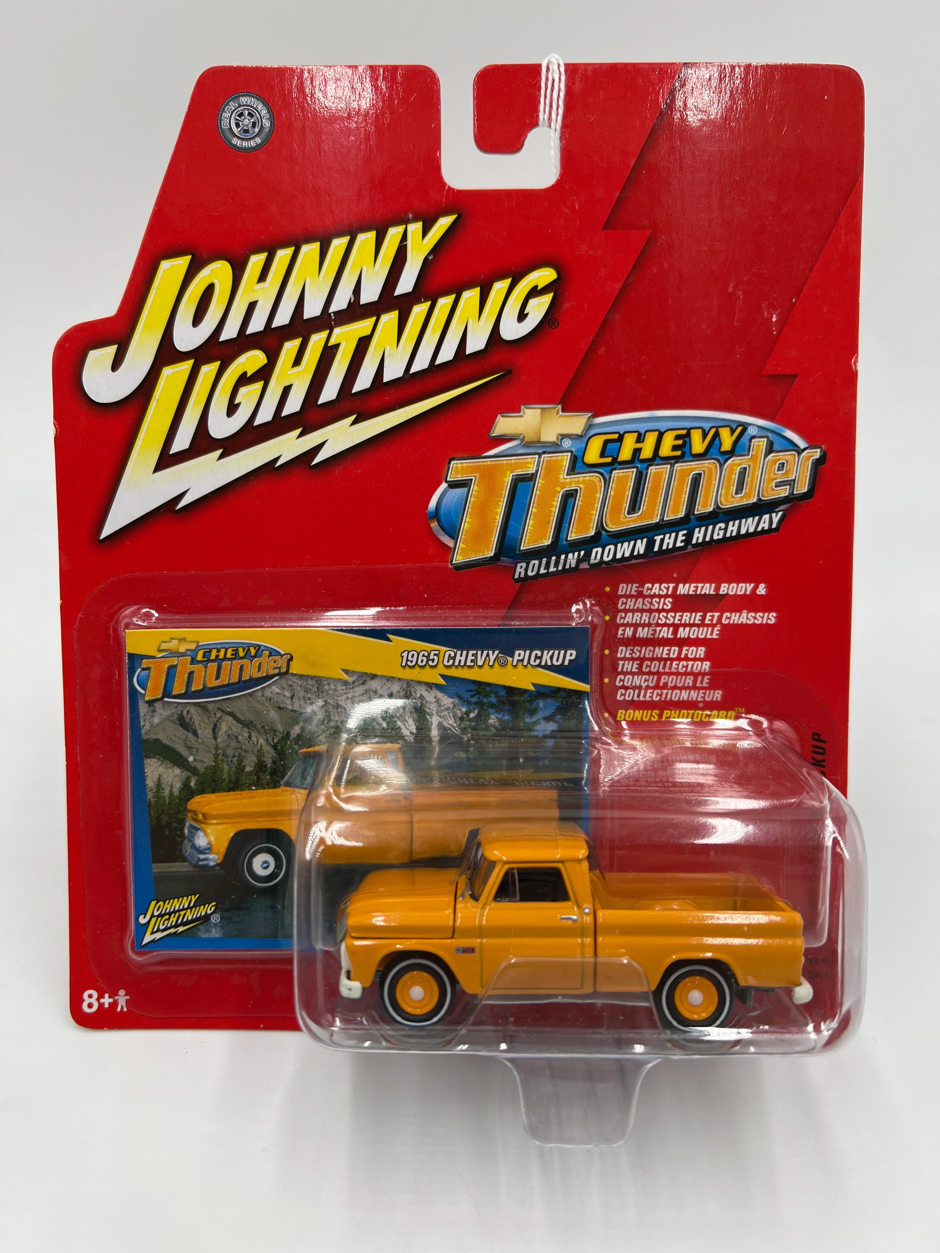 Johnny Lightning Chevy Thunder #11 1965 Chevy Pickup Orange 220G - Image 2