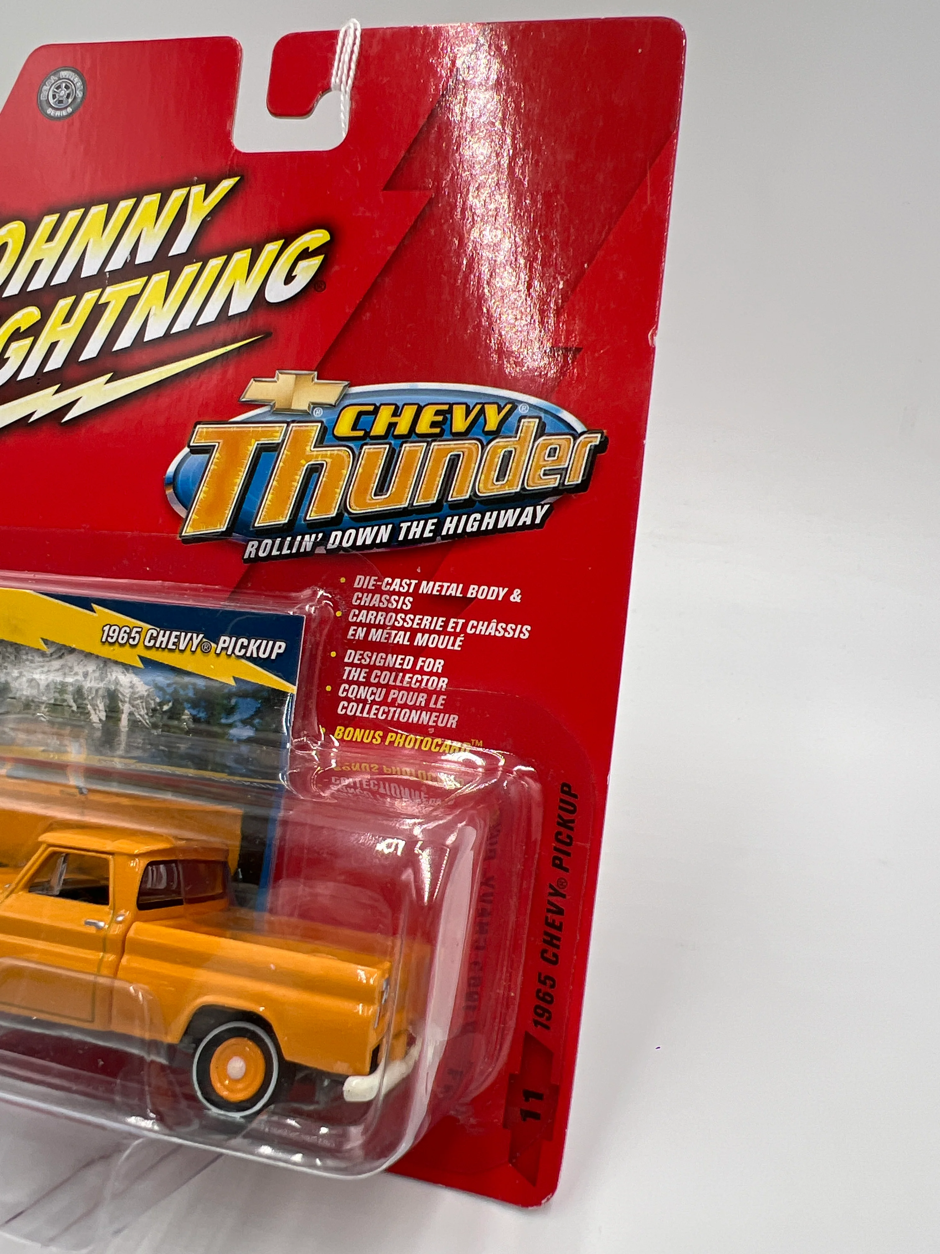 Johnny Lightning Chevy Thunder #11 1965 Chevy Pickup Orange 220G - Image 4