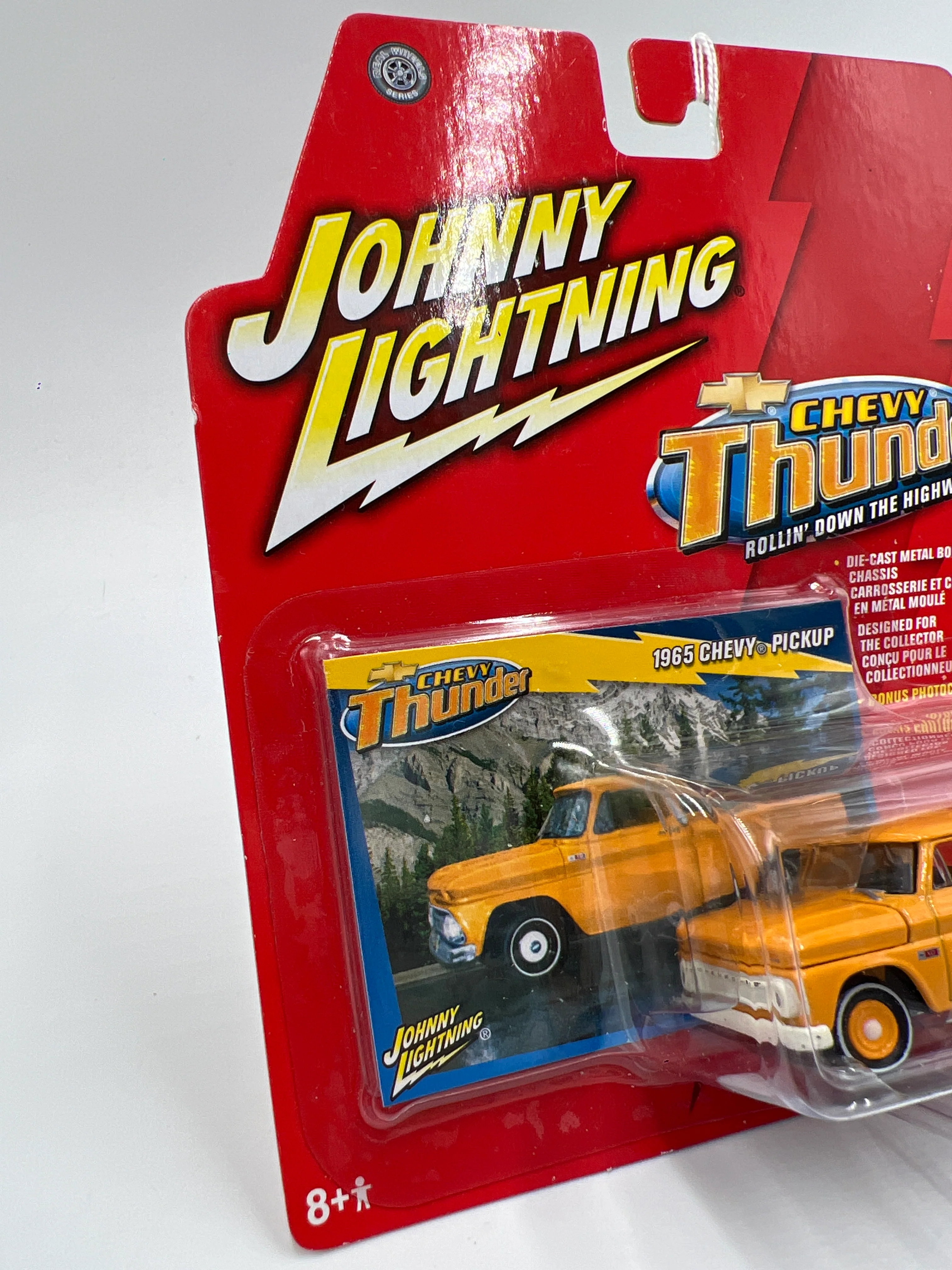 Johnny Lightning Chevy Thunder #11 1965 Chevy Pickup Orange 220G - Image 5