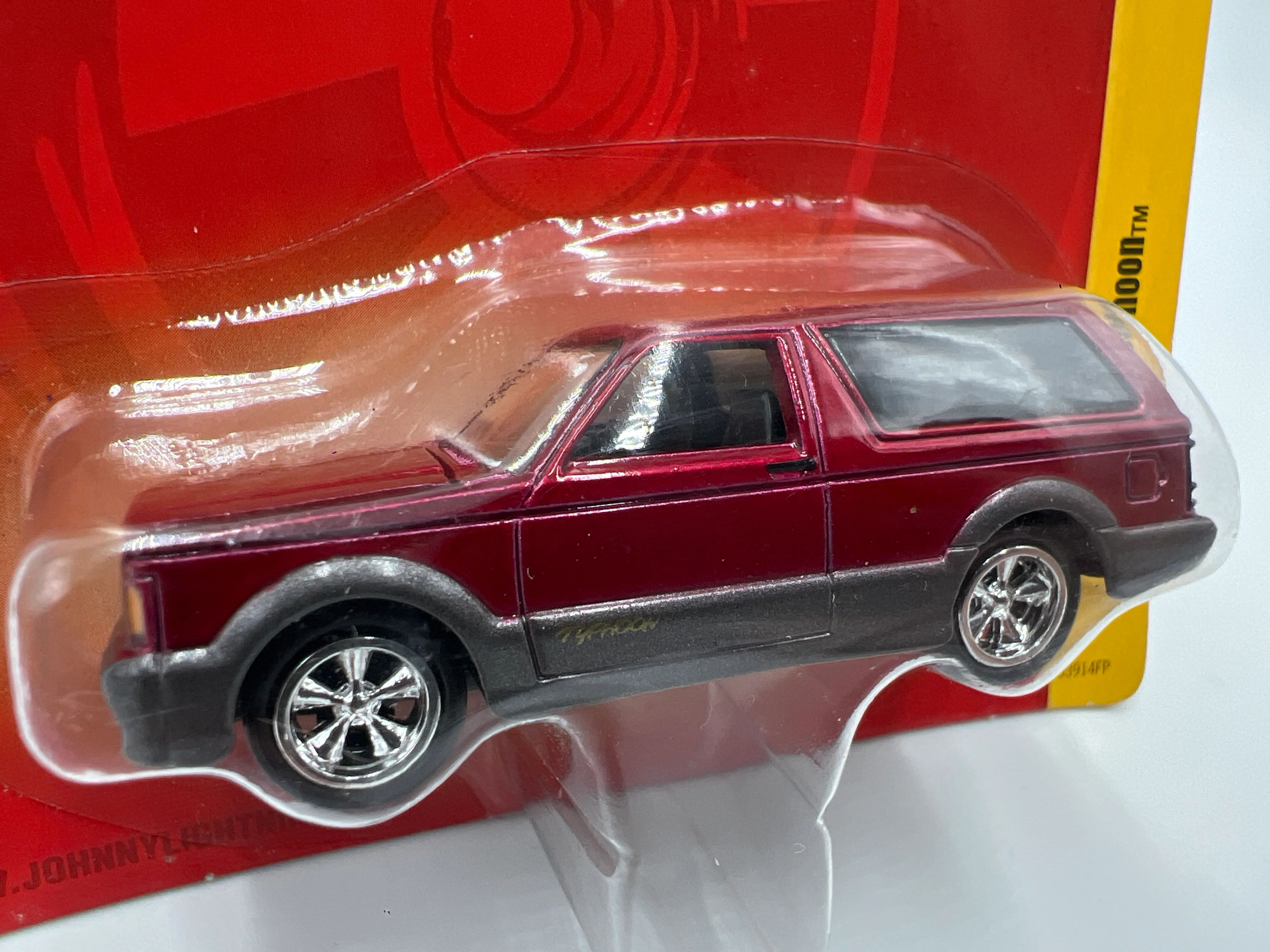 Johnny Lightning Release #10 1993 GMC Typhoon Red - Image 3