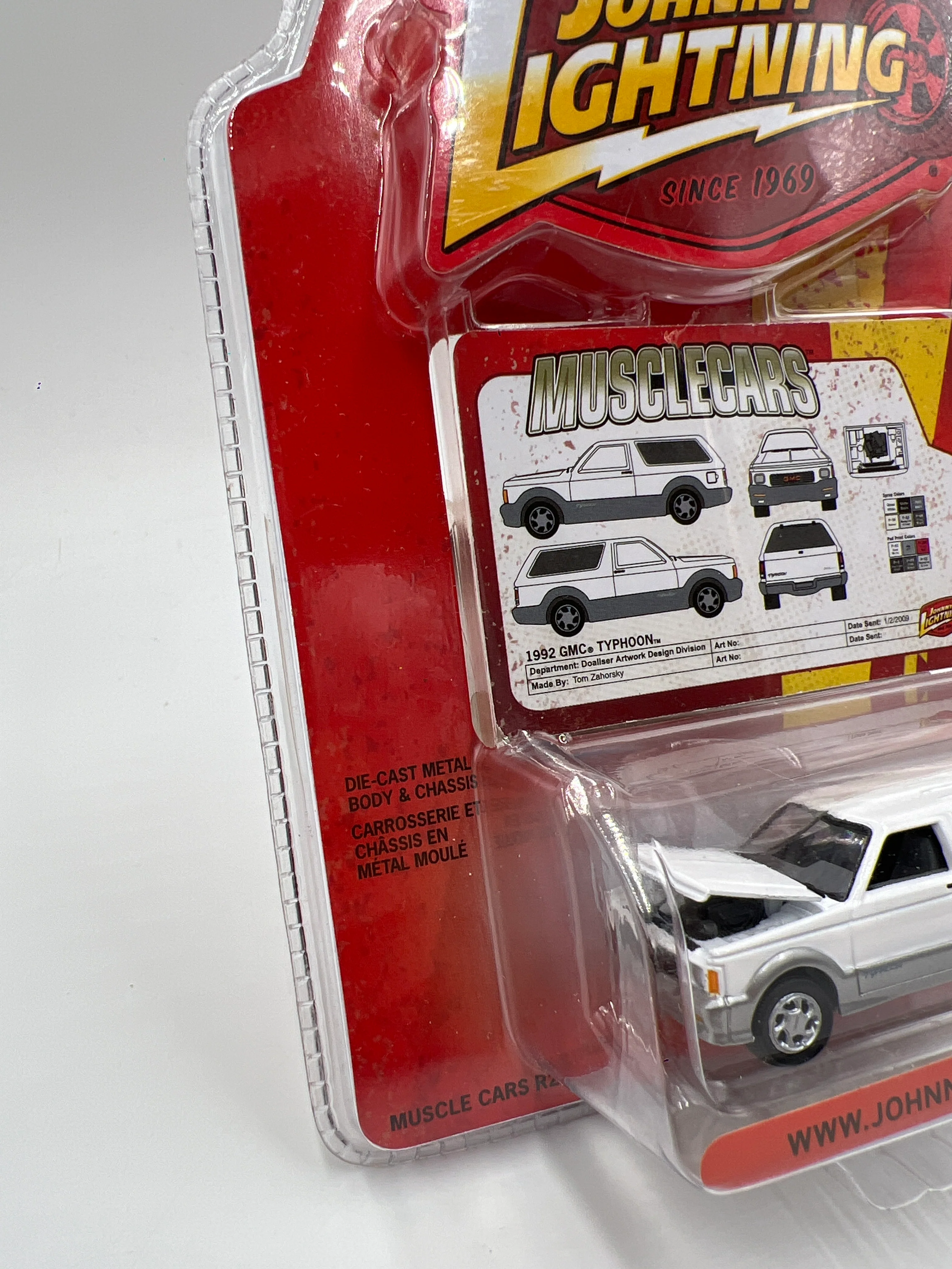 Johnny Lightning Muscle Cars Release #20 1992 GMC Typhoon White VHTF - Image 5