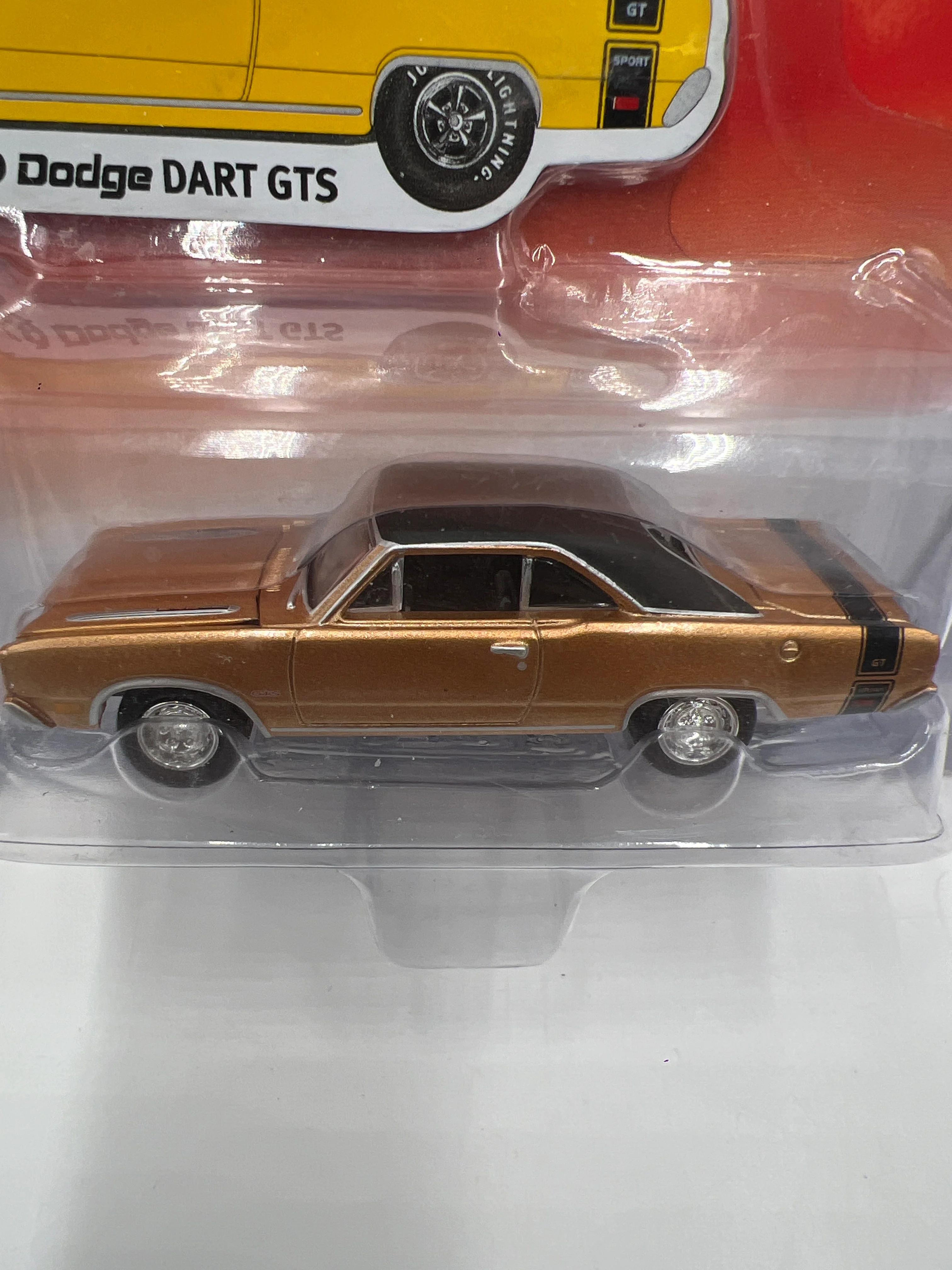 Johnny Lightning Mopar Or No Car 1969 Dodge Dart GTS Gold 218E - Image 3