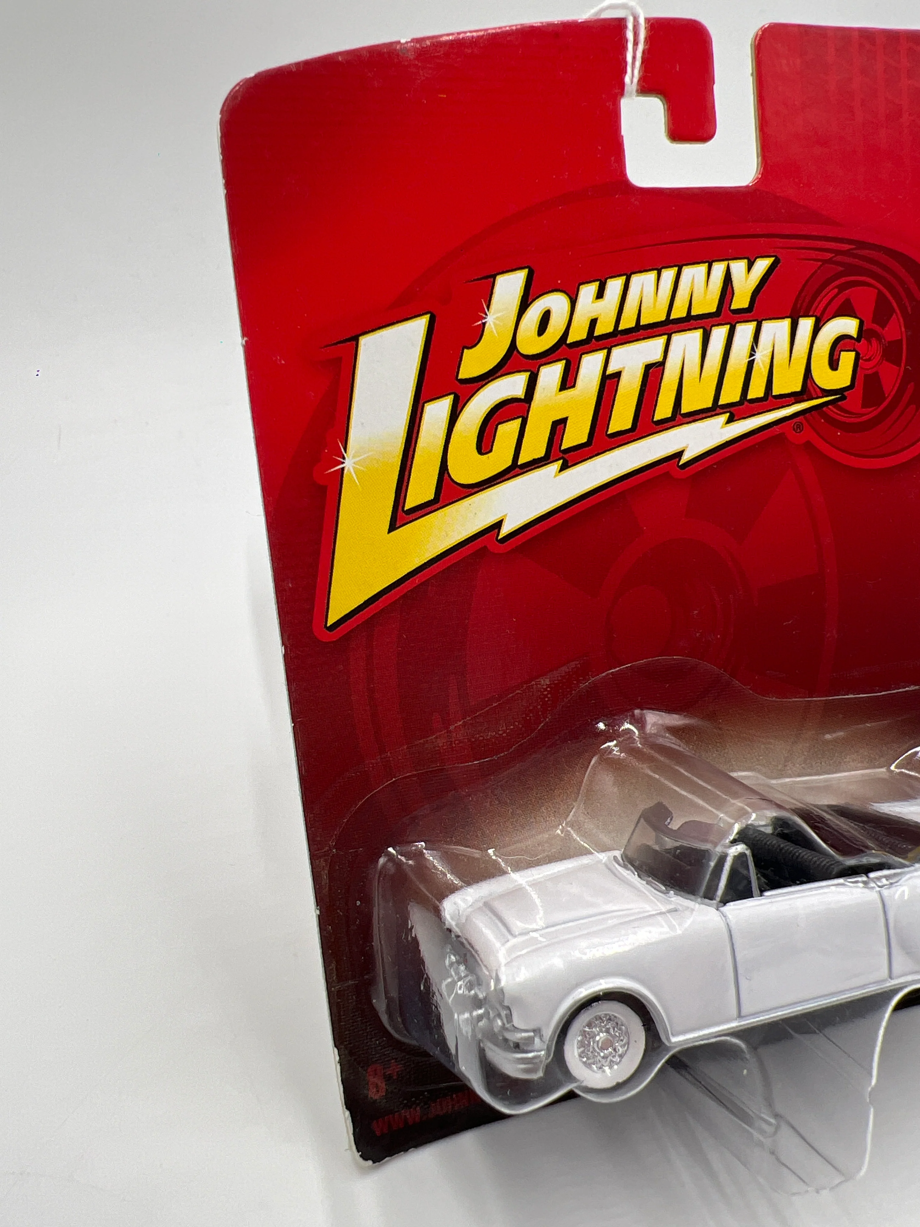 Johnny Lightning #14 1953 Packard Caribbean White 223F - Image 5