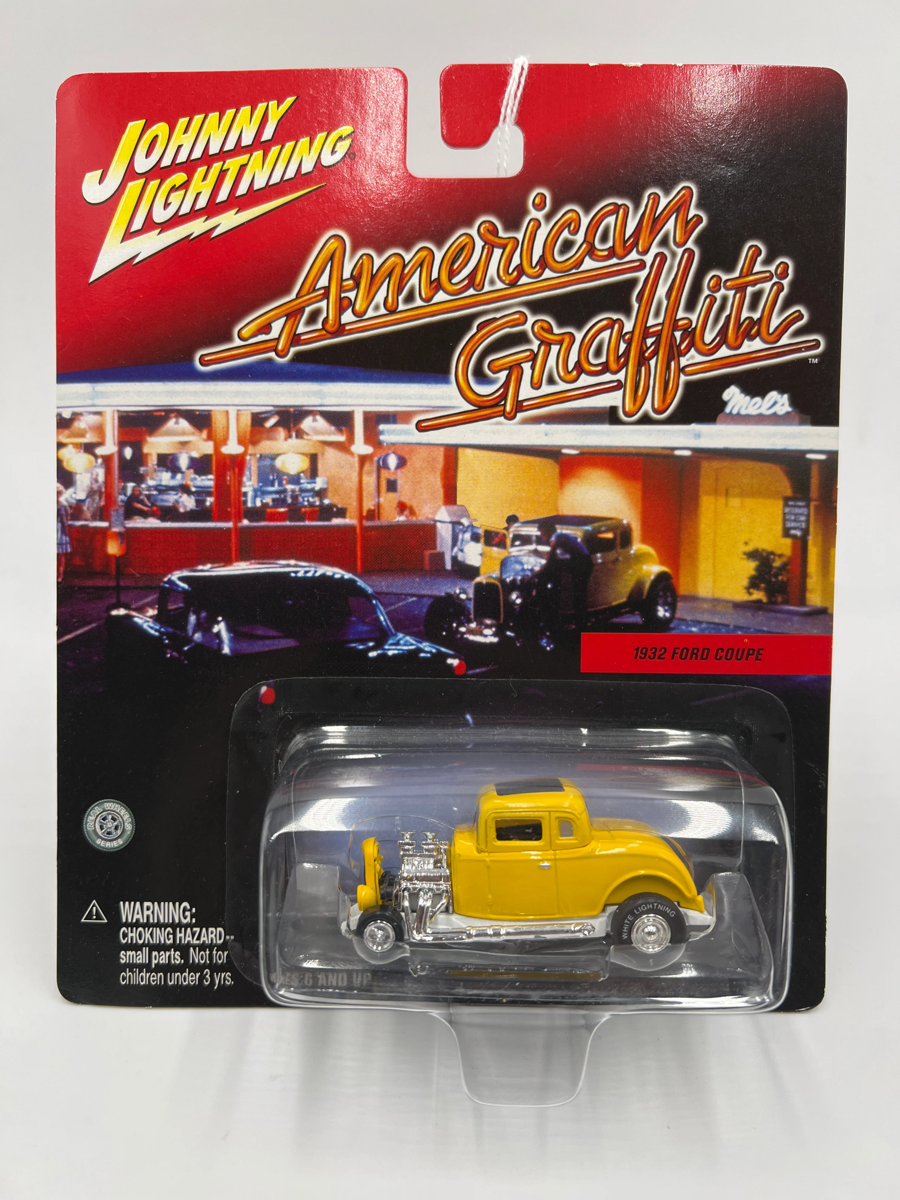 Johnny Lightning White Lightning Chase American Graffiti 1932 Ford Coupe Yellow - Image 2