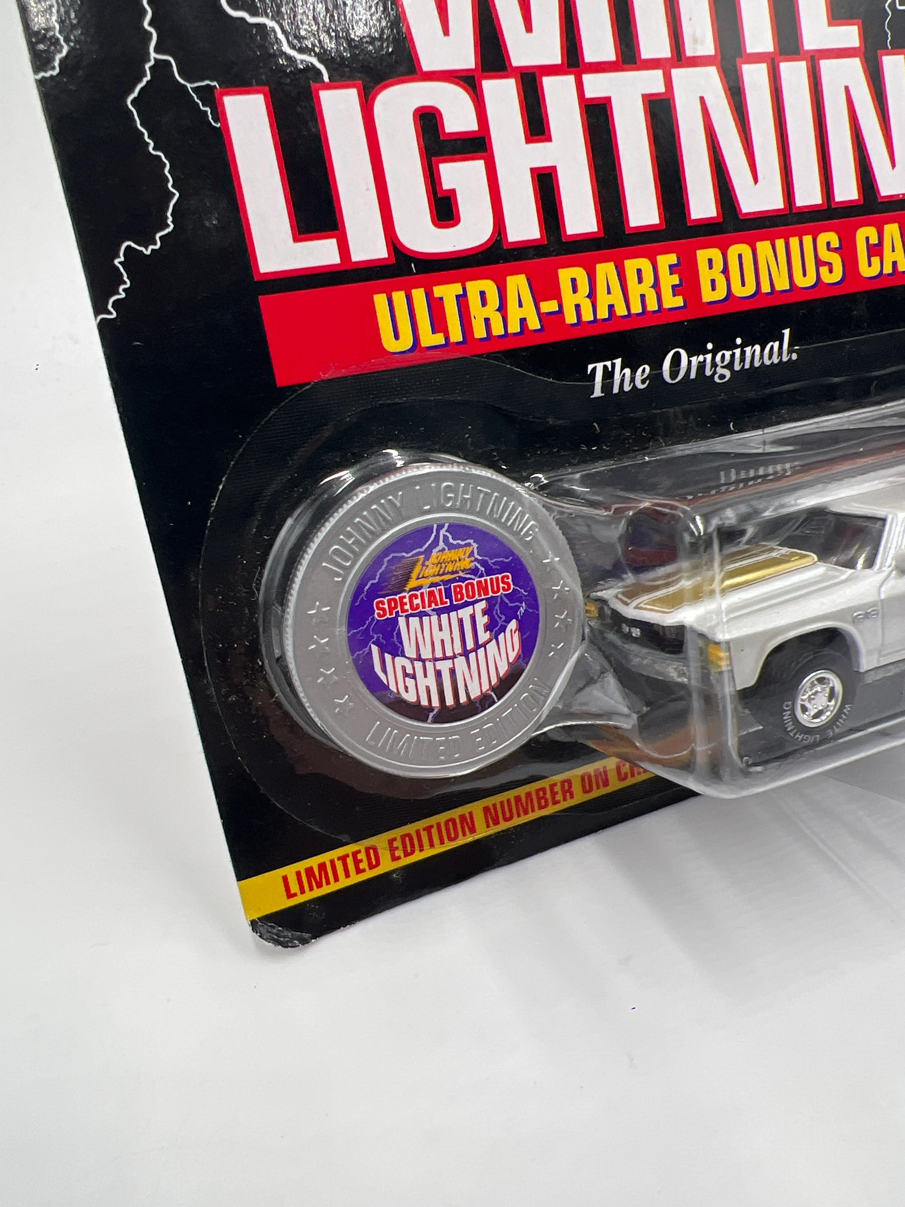 Johnny Lightning White Lightning Chase Truckin America #299 1971 El Camino White - Image 5