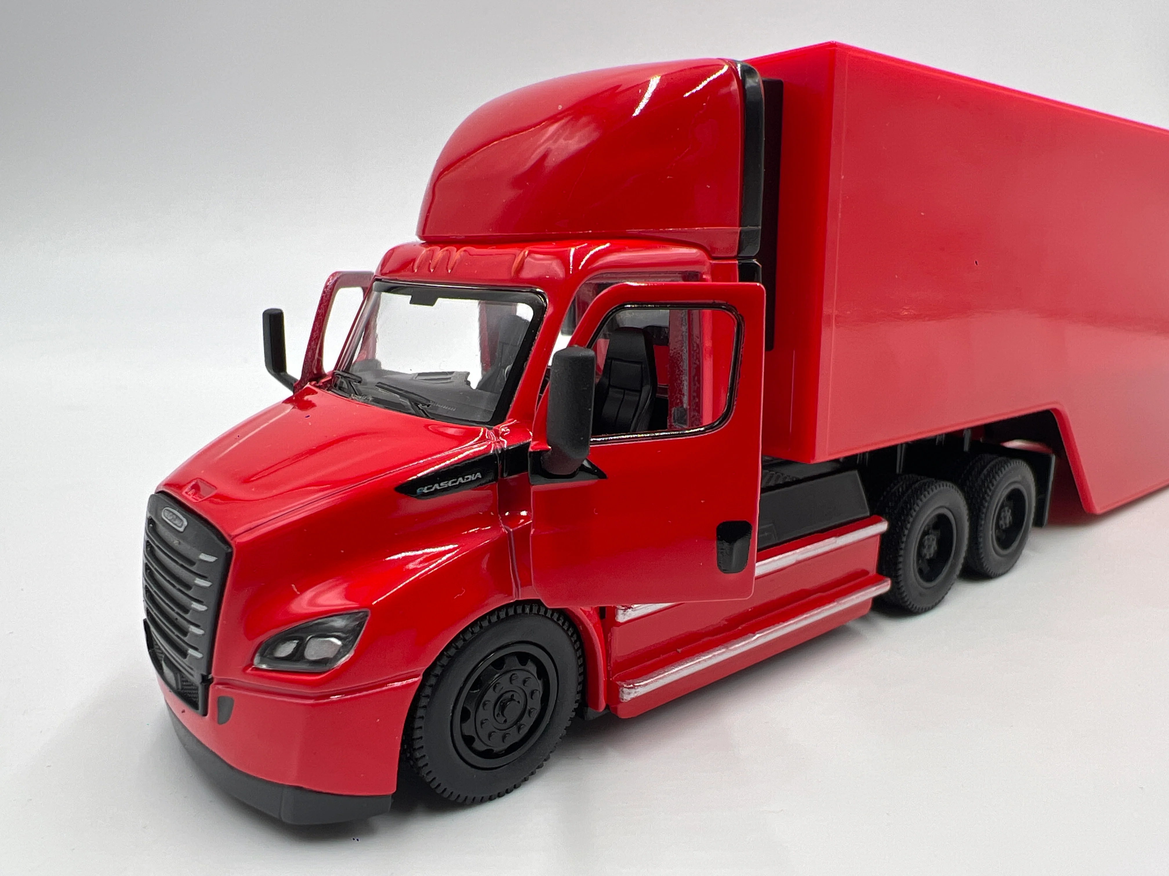 Kinsmart 1/62 Scale Freightliner eCascadia W/Container Red - Image 4