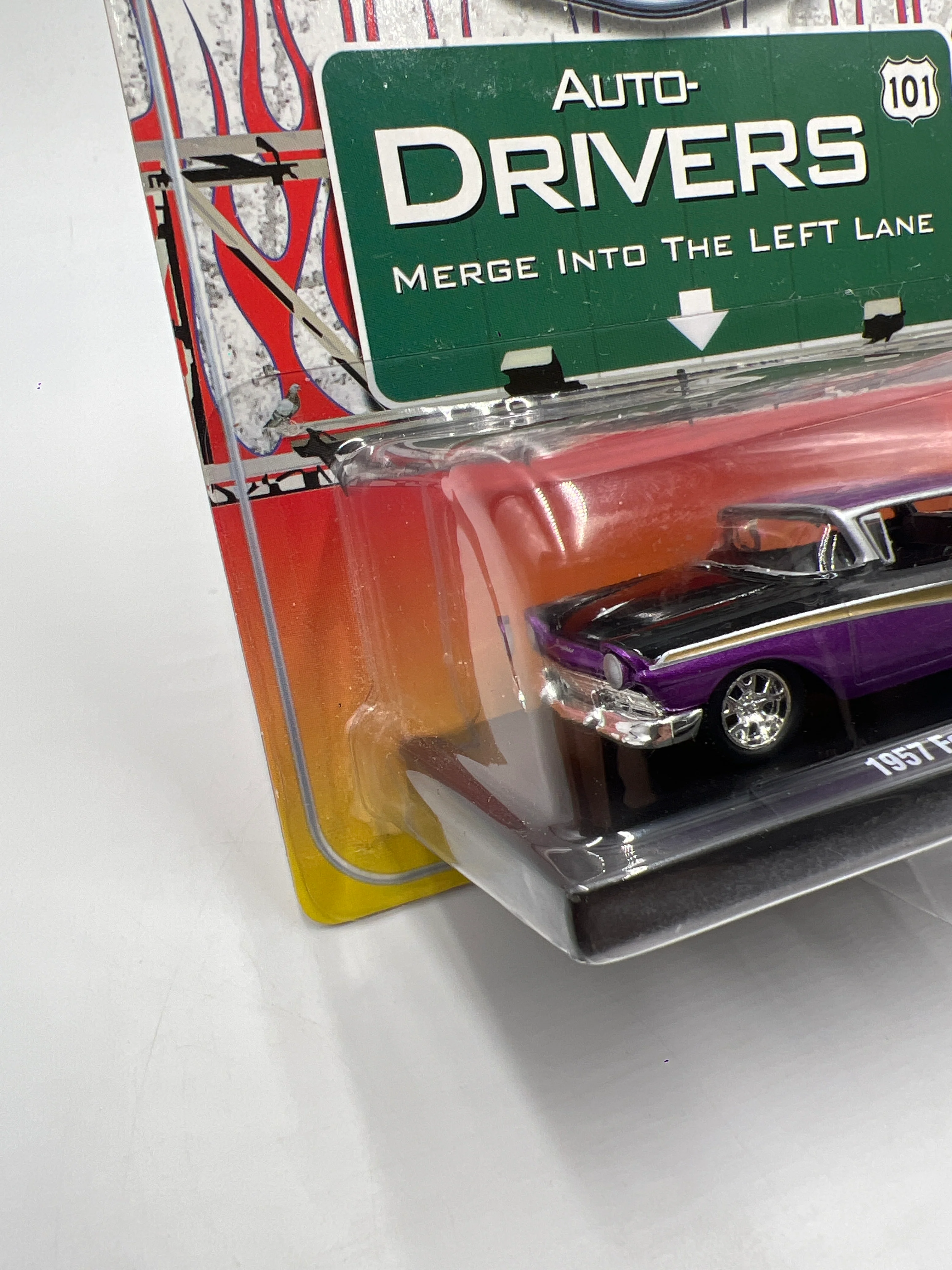M2 Machine Auto-Drivers 1957 Ford Fairlane 500 Purple/Black 10-30 188K - Image 4
