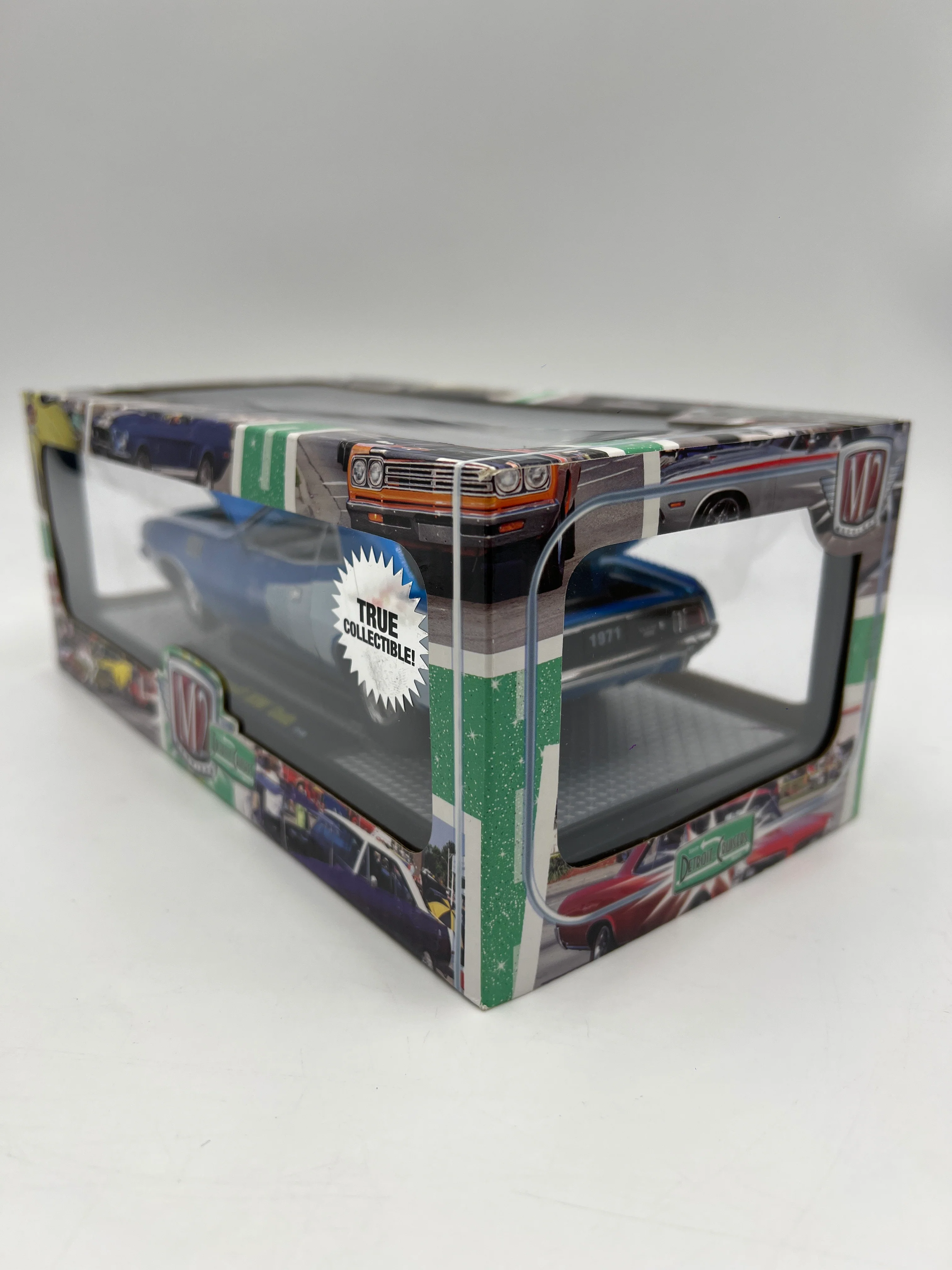 M2 Machines 1/24 Premium Edition Detroit-Cruisers 1971 Plymouth Hemi Cuda Blue/White 11-18 - Image 5