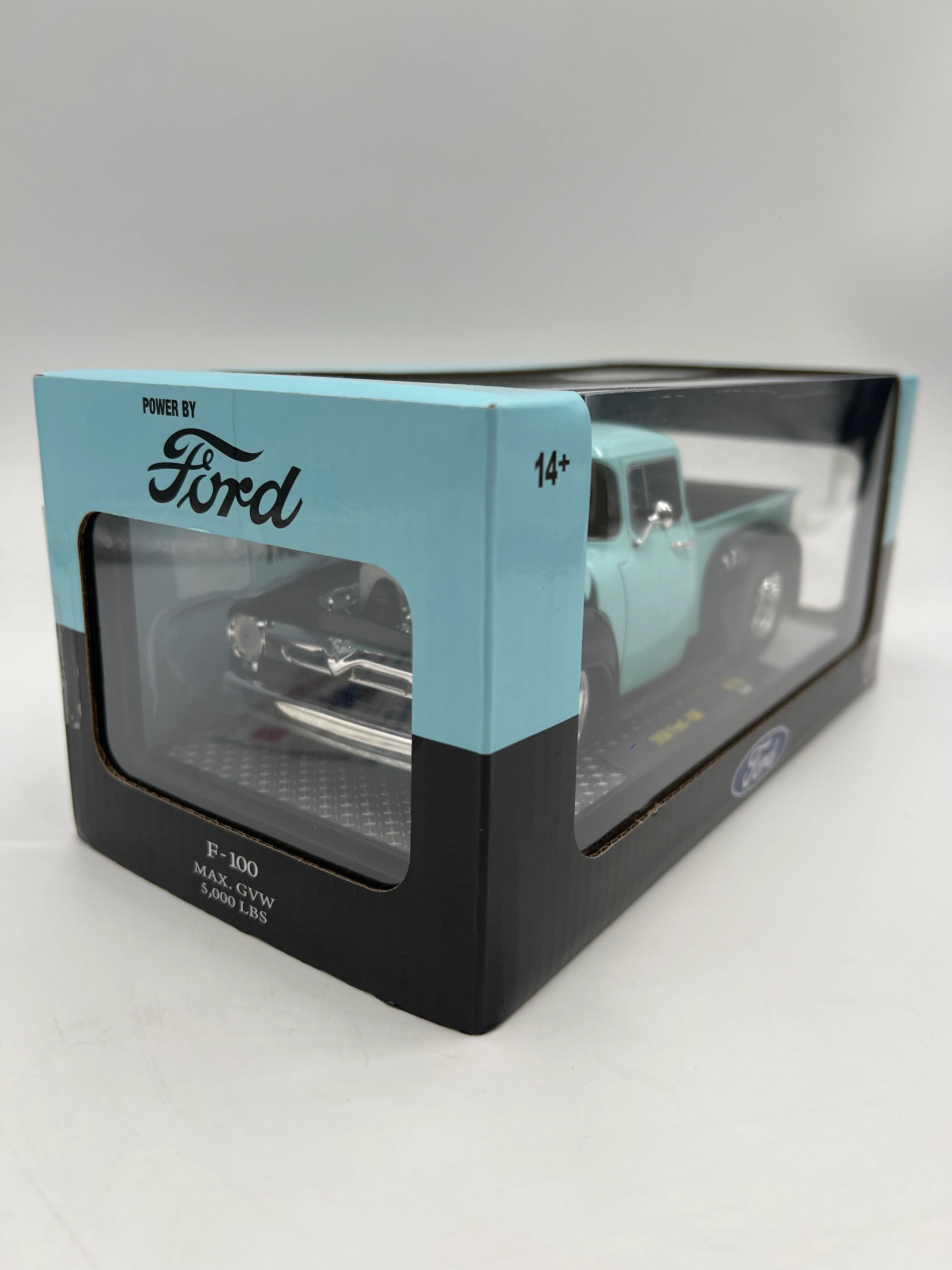 M2 Machines 1/24 1956 Ford F-100 Light Blue/Black R115 - Image 4