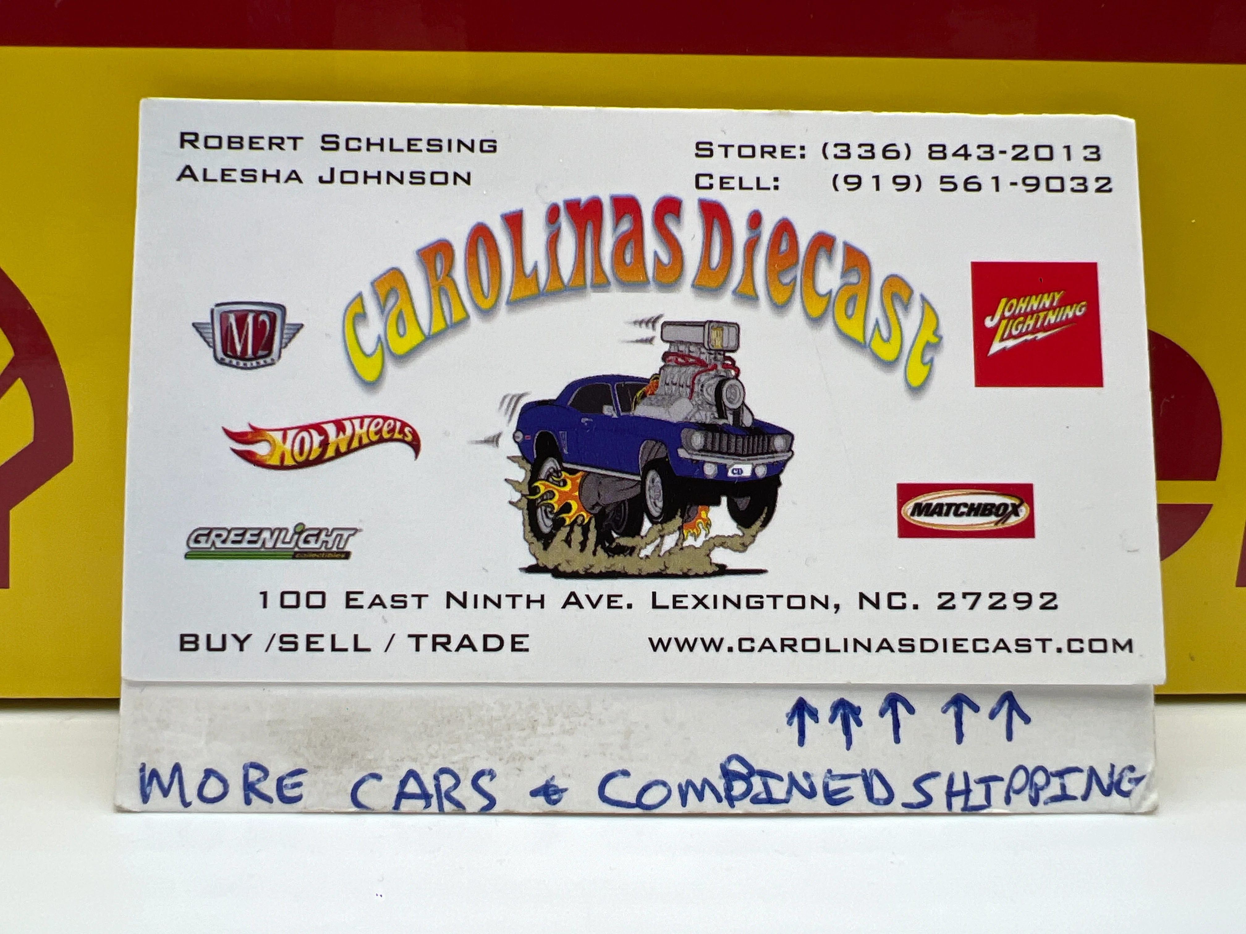 M2 Machines 1/24 Shell 1973 Chevrolet Cheyenne 10 Yellow/White R111 Cracked Blister - Image 8