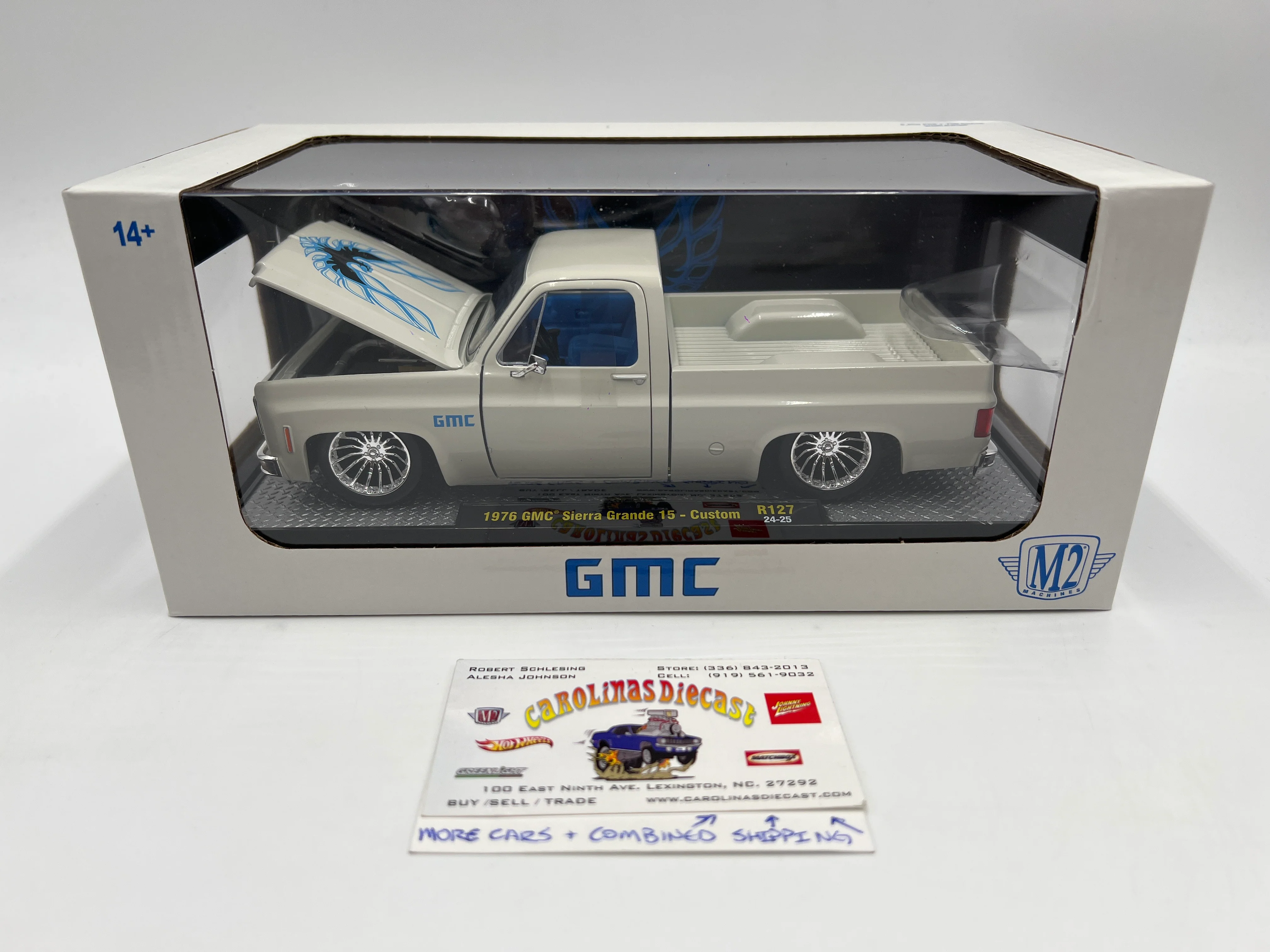 M2 Machines 1/24 1976 GMC Sierra Grande 15 White R127