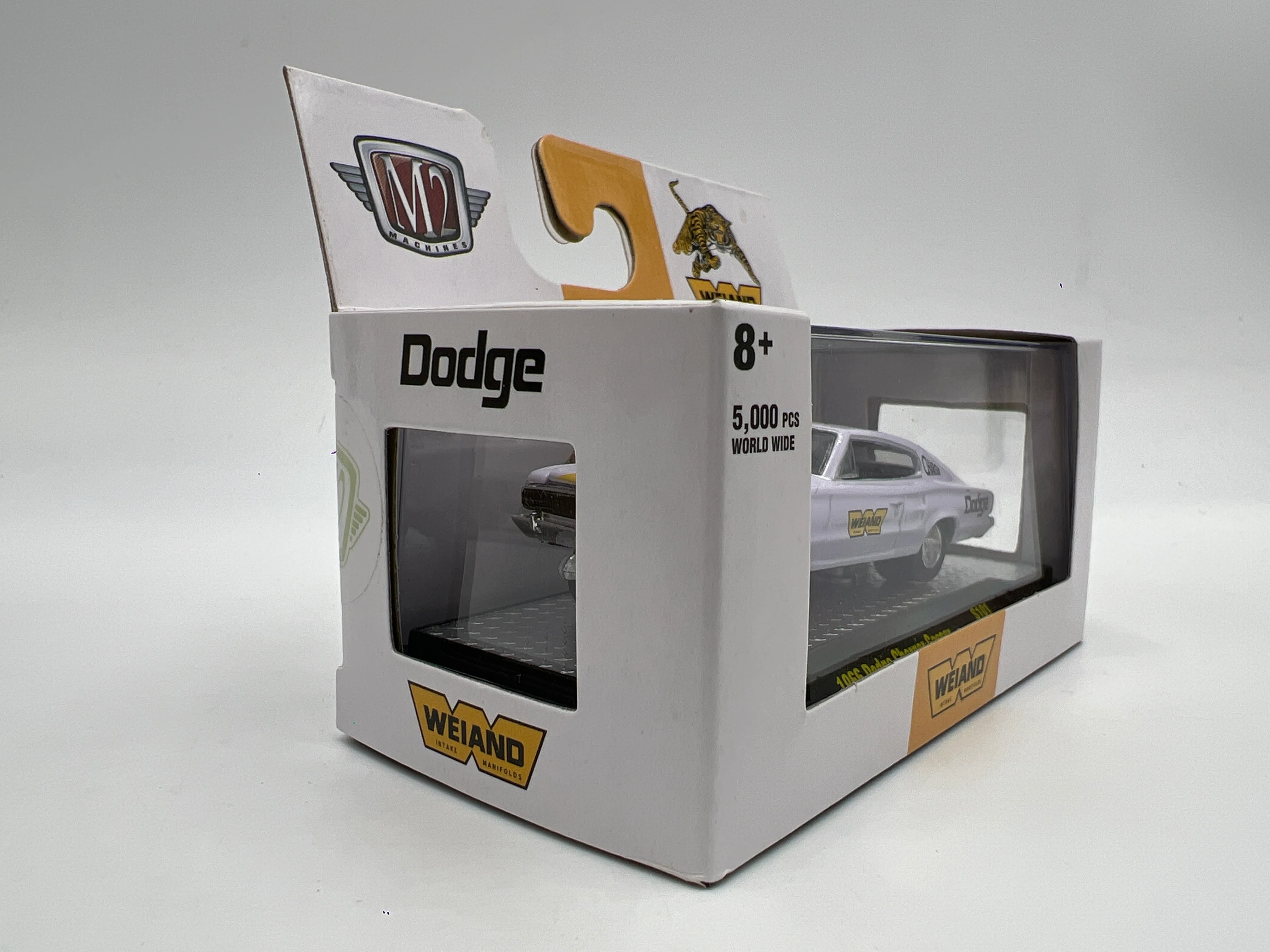 M2 Machines 1966 Dodge Charger Gasser White Weiand S101 - Image 4