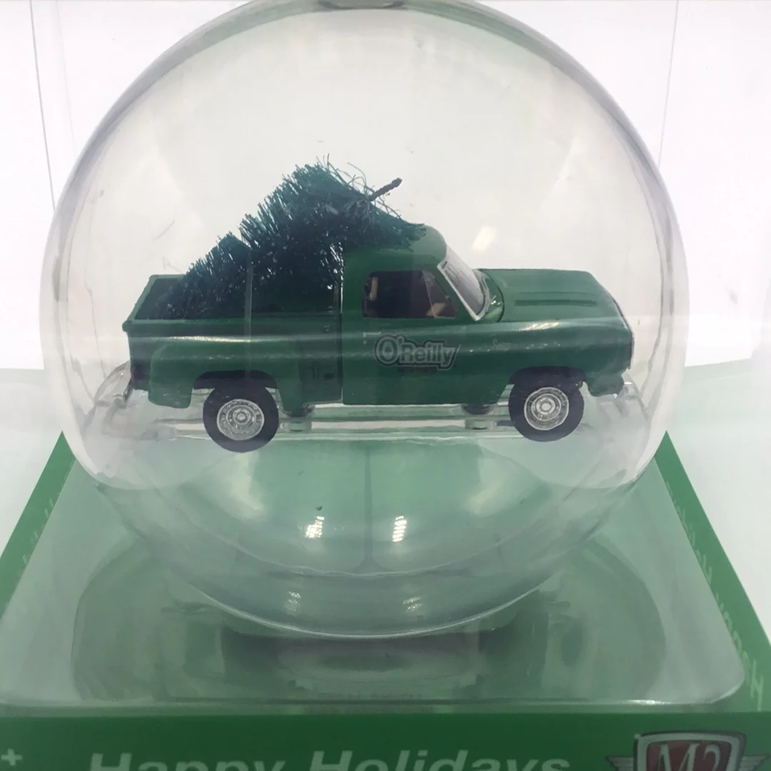 M2 MACHINES 2023 1/64 1972 Dodge Truck Christmas ORNAMENT Oreilys exclusive htf - Image 3