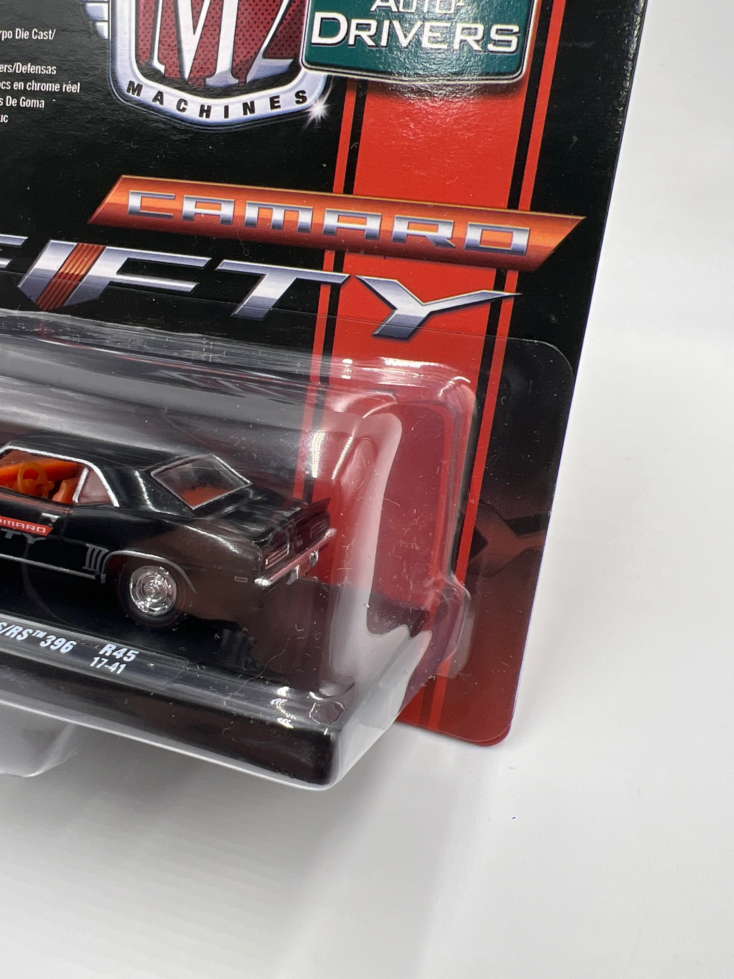 M2 Machines Auto Drivers Camaro Fifty 1969 Chevrolet Camaro SS/RS 396 Black R45 192F - Image 3