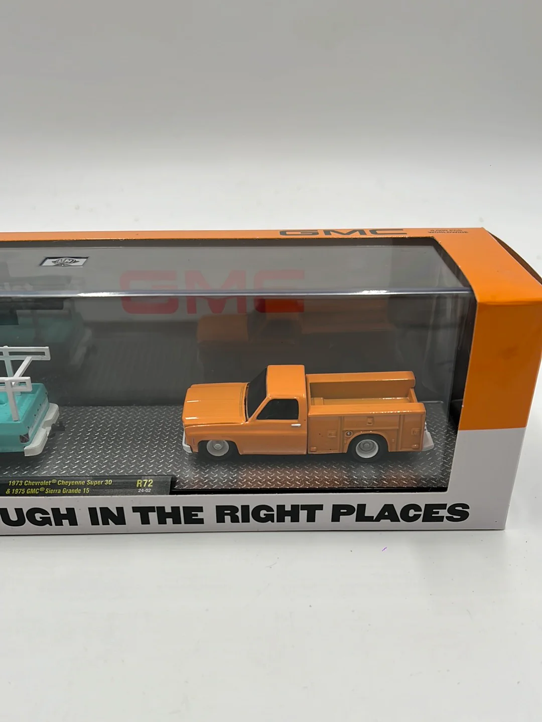 M2 Machines 1973 Chevrolet Cheyenne Super 30 & 1975 GMC Grande 15 (R72) - Image 3