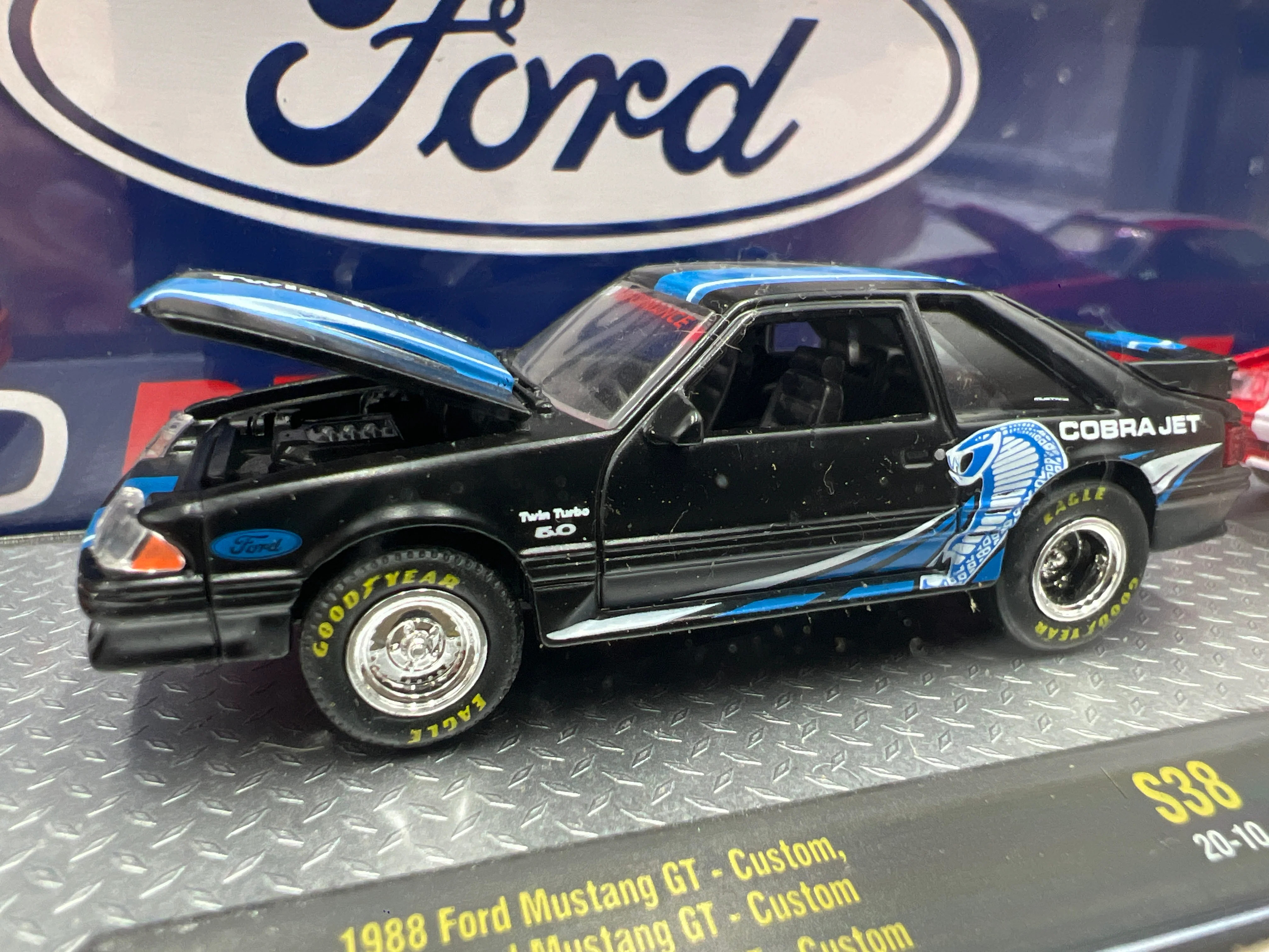 M2 Machines Walmart Exclusive Ford Performance 1988 & 1987 Ford Mustang GT Custom 3 Pack S38 - Image 4