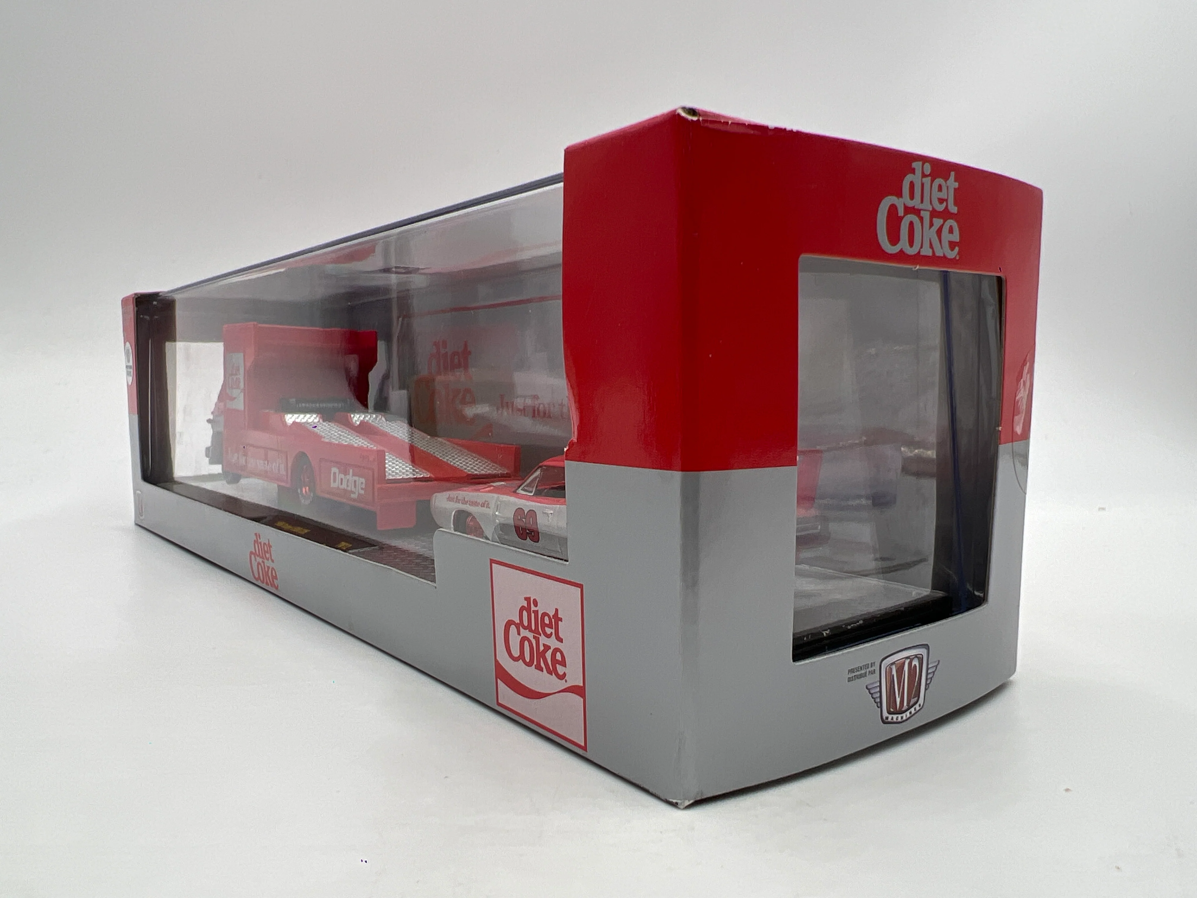 M2 Machines Auto Haulers CHASE Diet Coke 1966 Dodge L600 COE & 1969 Dodge Charger Daytona Hemi TW12 - Image 5