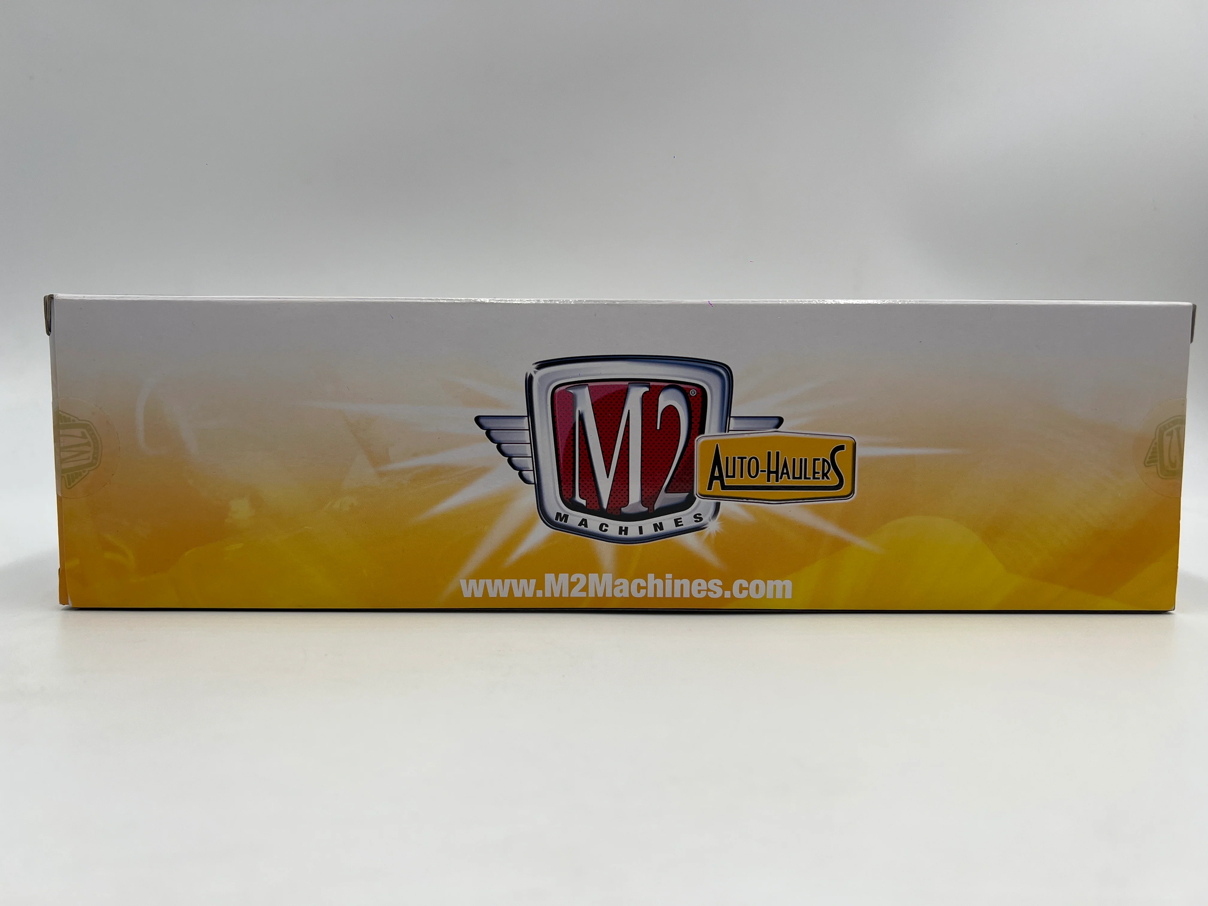 M2 Machines Auto Haulers Premium Edition Edelbrock 1958 Chevrolet Spartan LCF & 1957 Chevrolet Bel Air R20 - Image 5