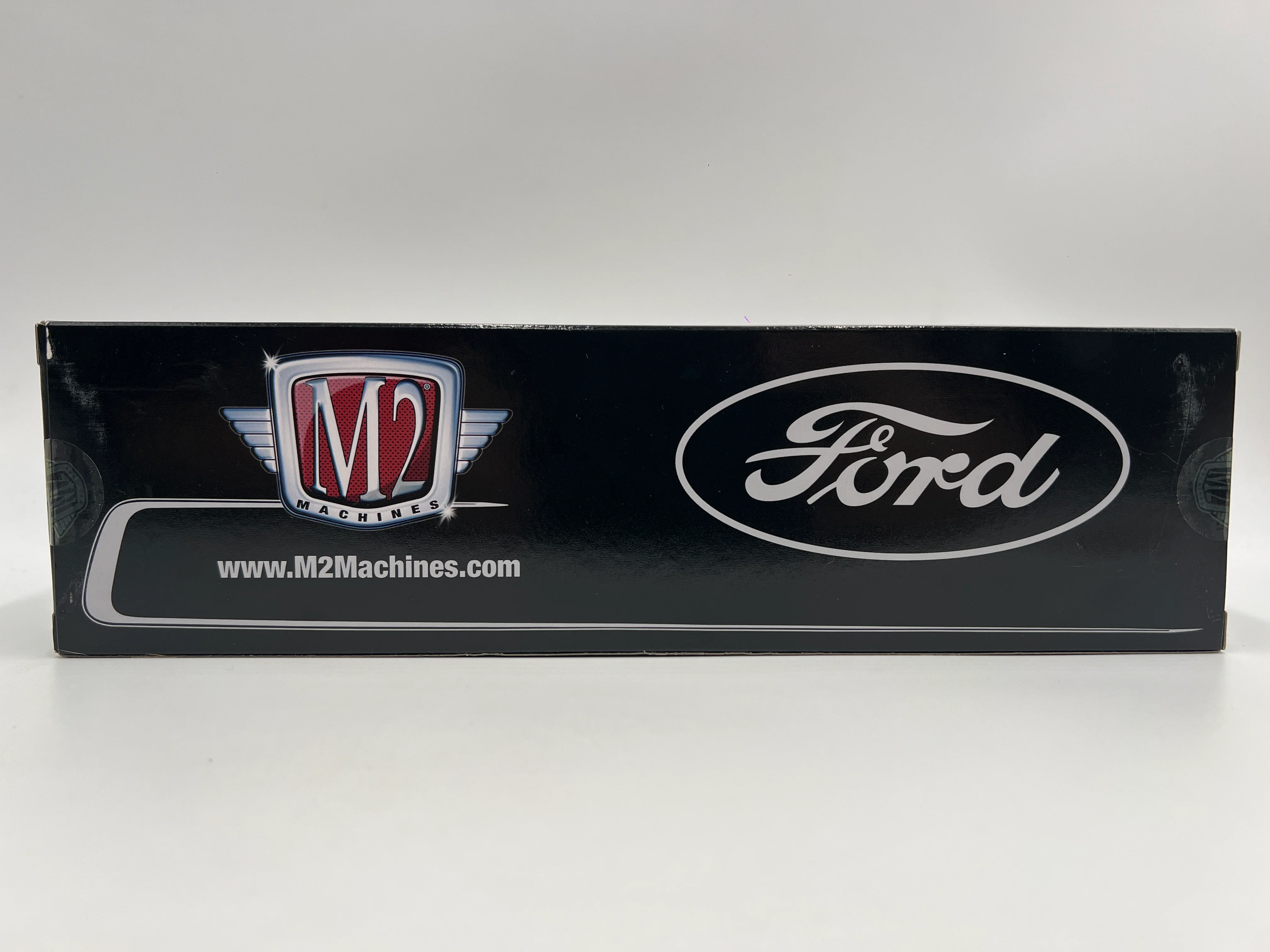 M2 Machines Auto Haulers Walmart Exclusive 1970 Ford C-600 & 1968 Ford Mustang GT 390 S31 - Image 5