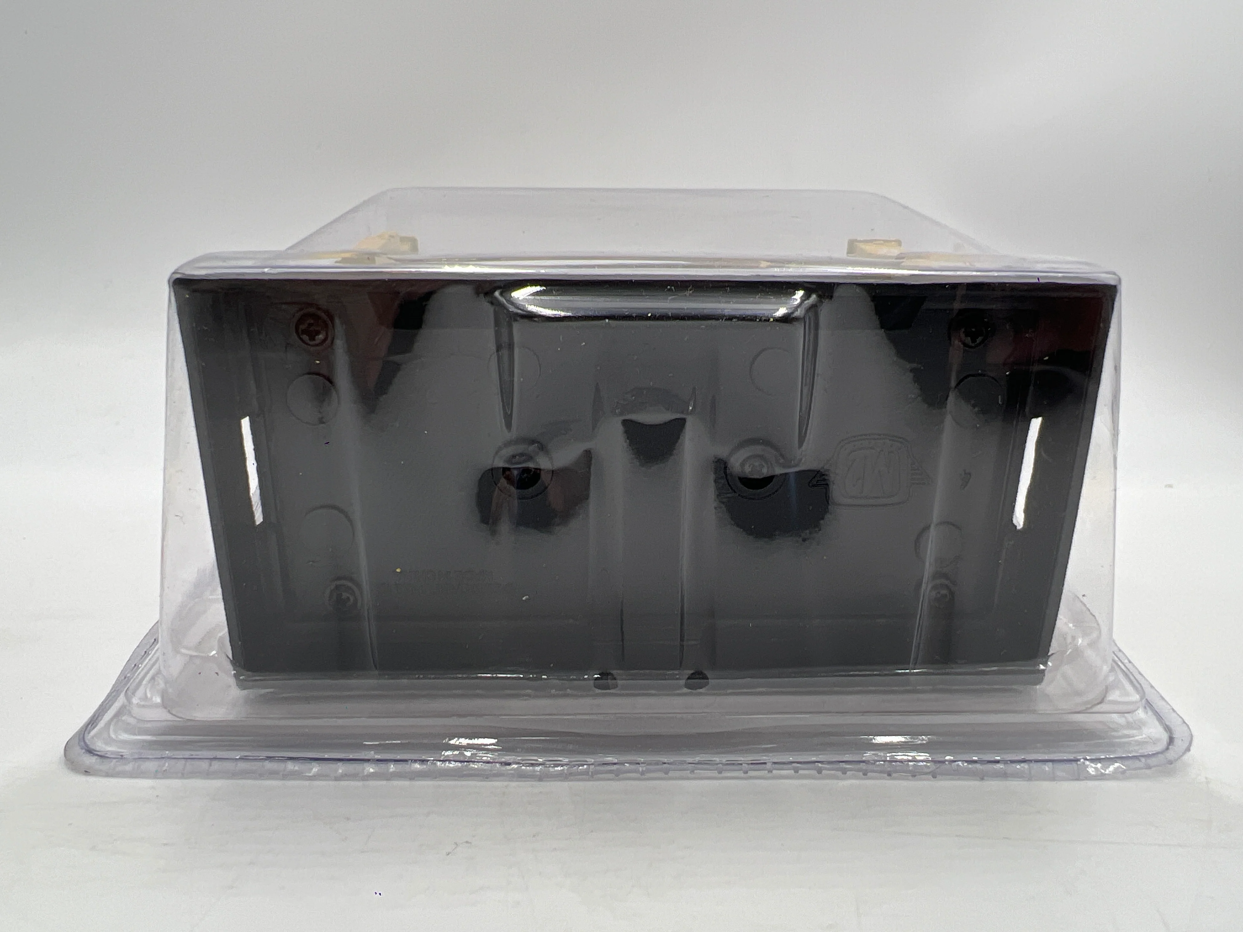 M2 Machines Auto-Lift 2 Pack CHASE 1970 Ford Torino Cobra R24 - Image 6