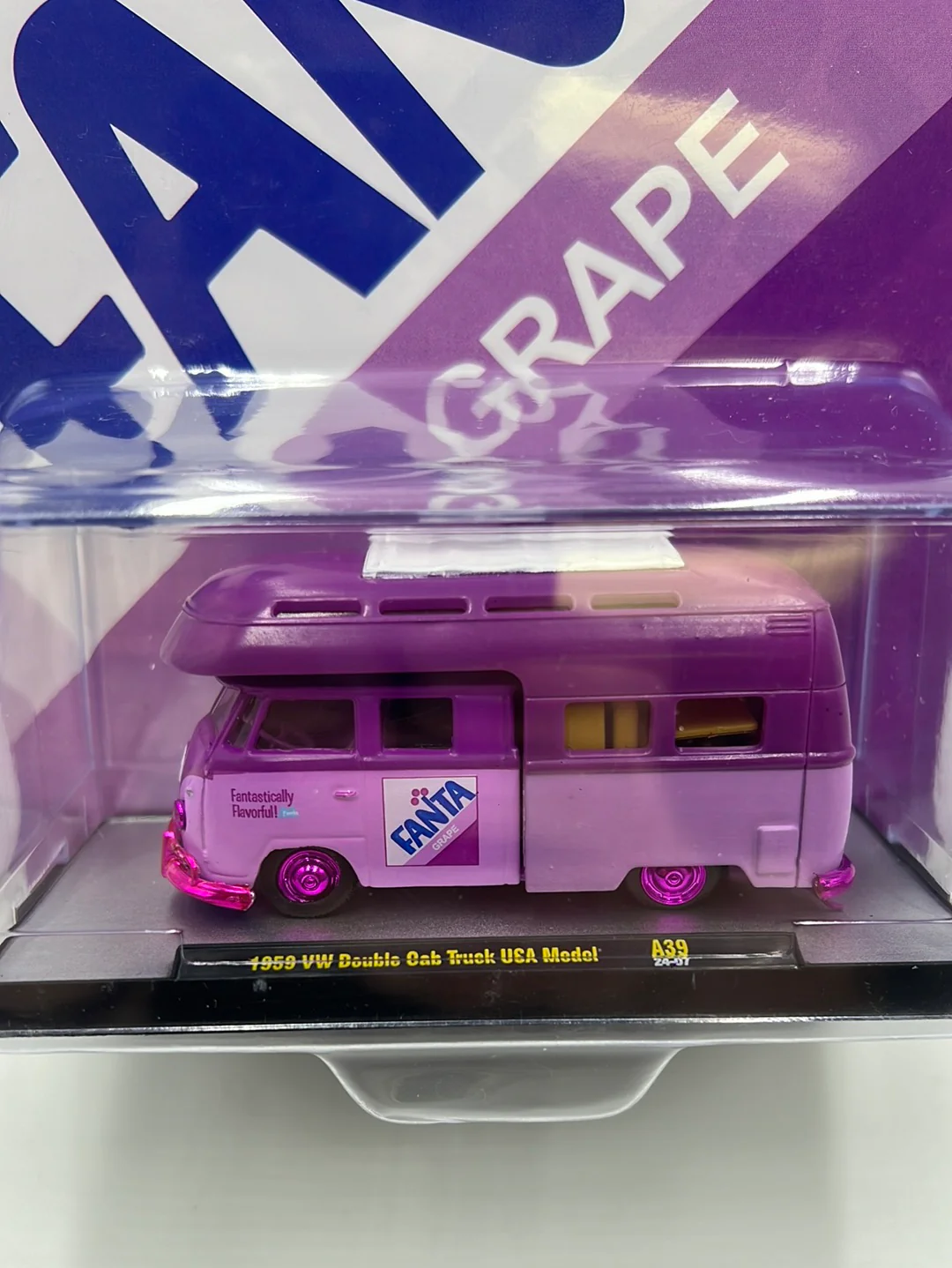 M2 Machines Fanta 1959 VW Double Cab Truck USA Model CHASE (A39) - Image 3