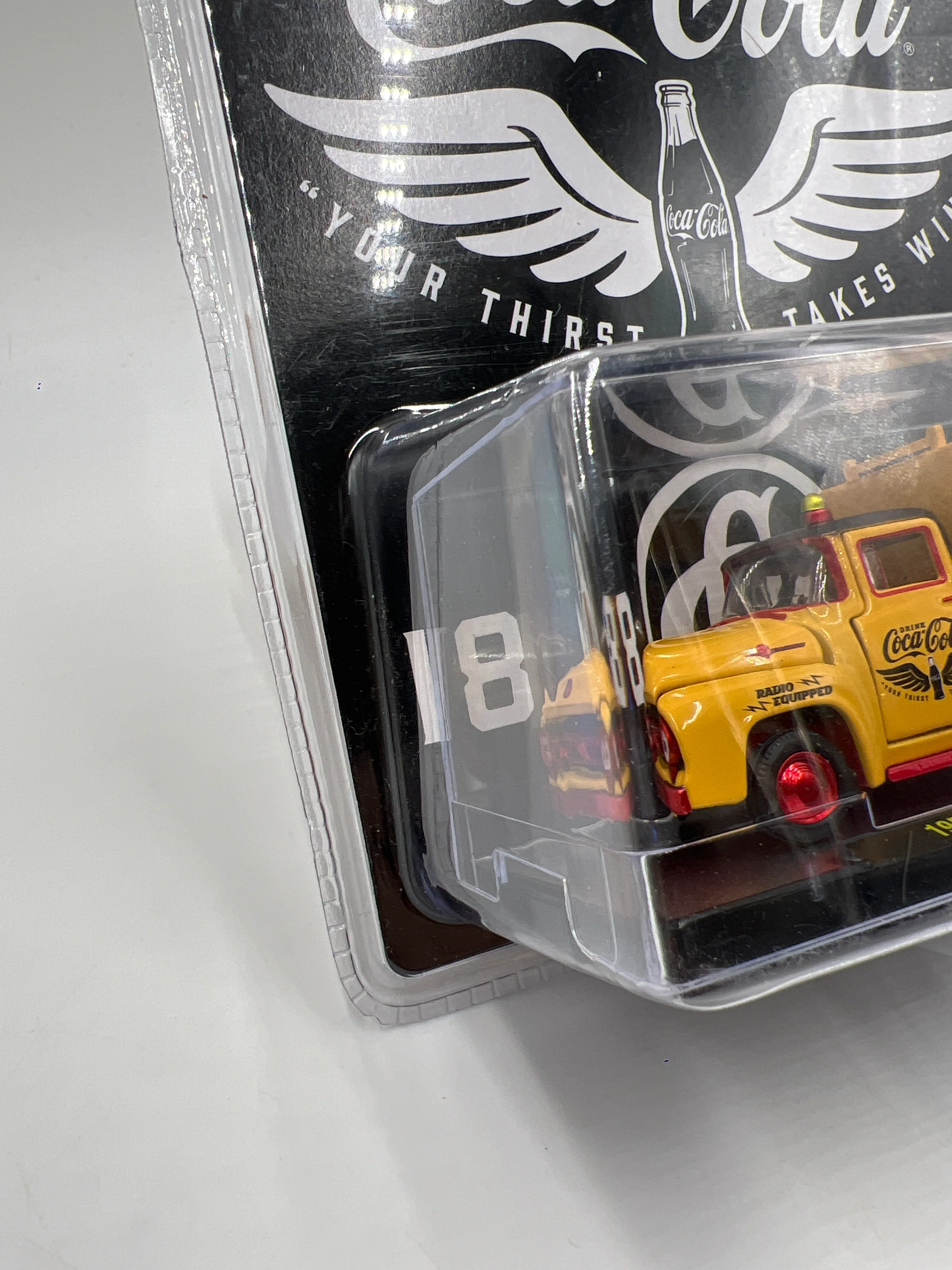 M2 Machines Coca Cola CHASE 1956 Ford F-100 Truck Yellow A38 - Image 4
