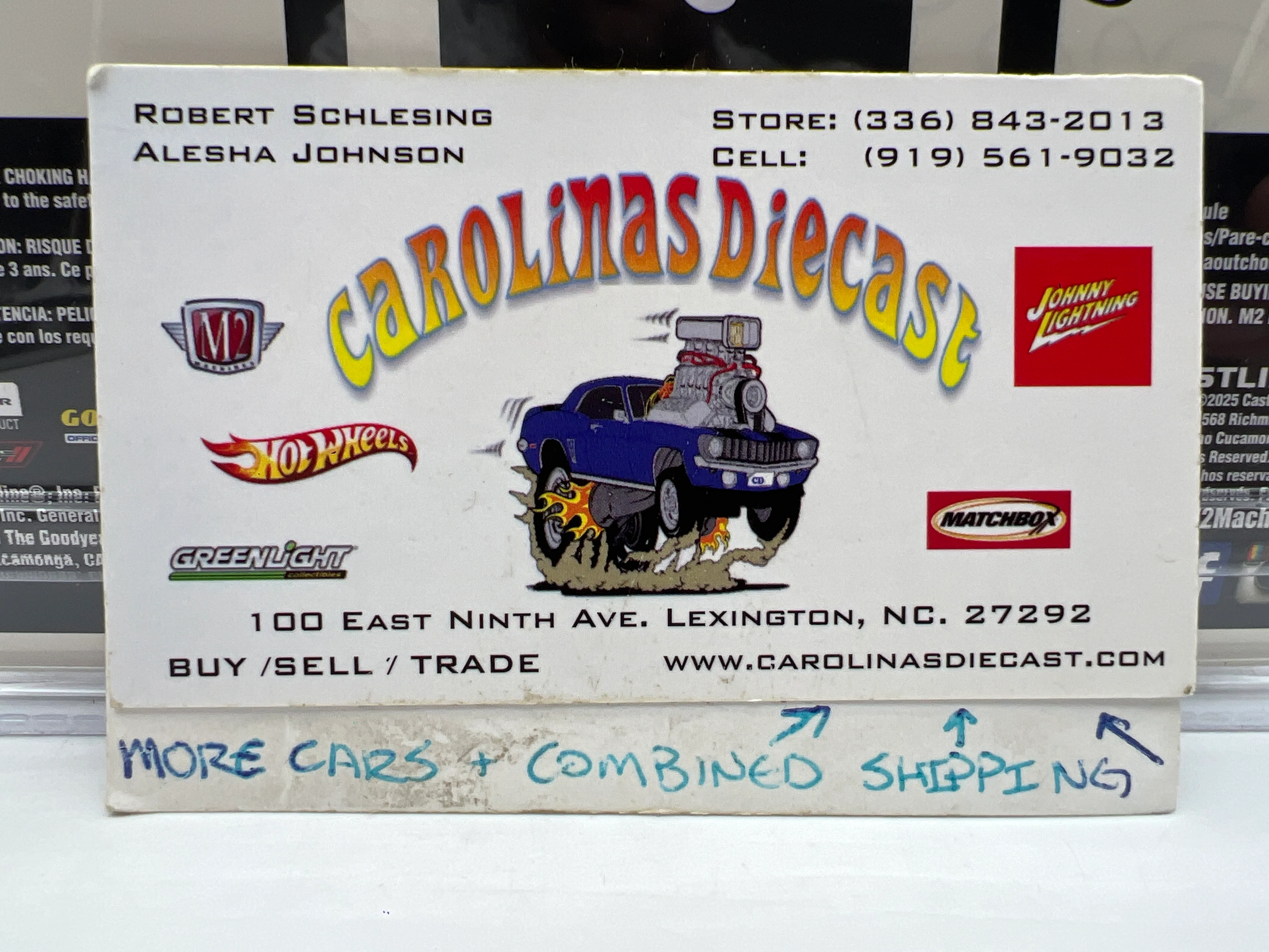 M2 Machines Diorama CHASE 1971 Dodge Challenger R/T Green R13 - Image 7