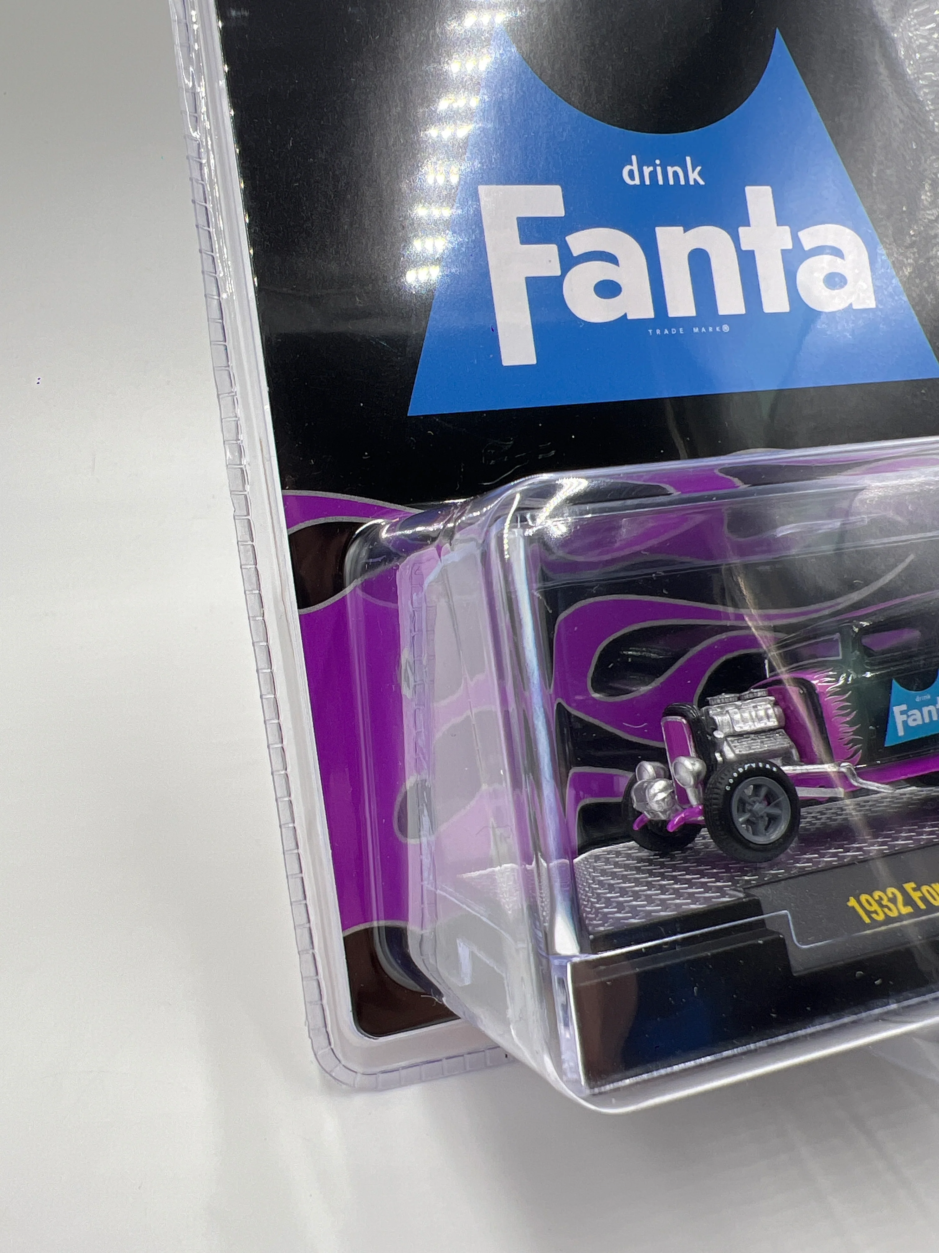 M2 Machines Coca Cola Fanta 1932 Ford Tudor Sedan Black A51 204E - Image 5
