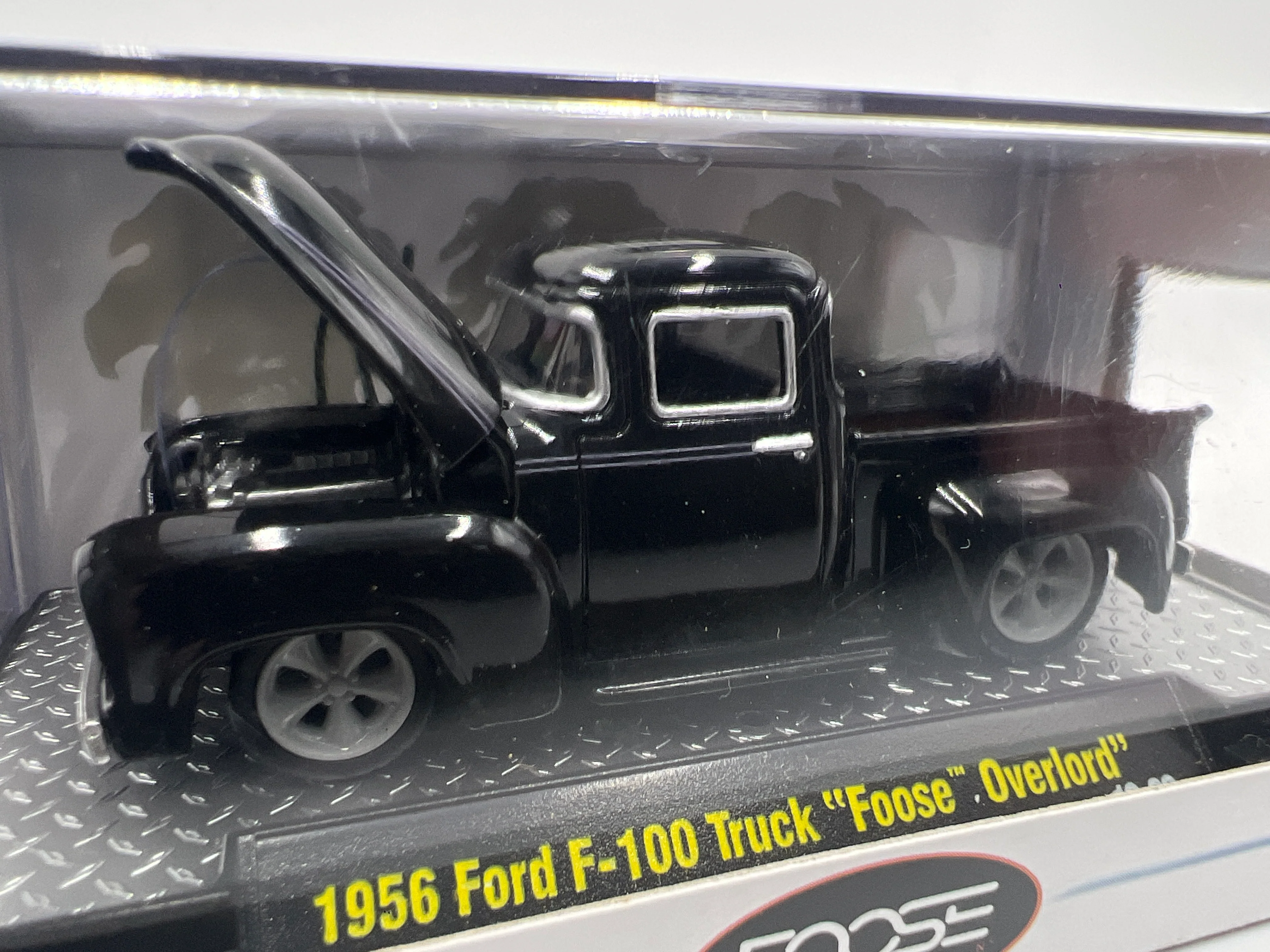 M2 Machines Foose Overlord 1956 Ford F-100 Truck Black 12-02 - Image 3