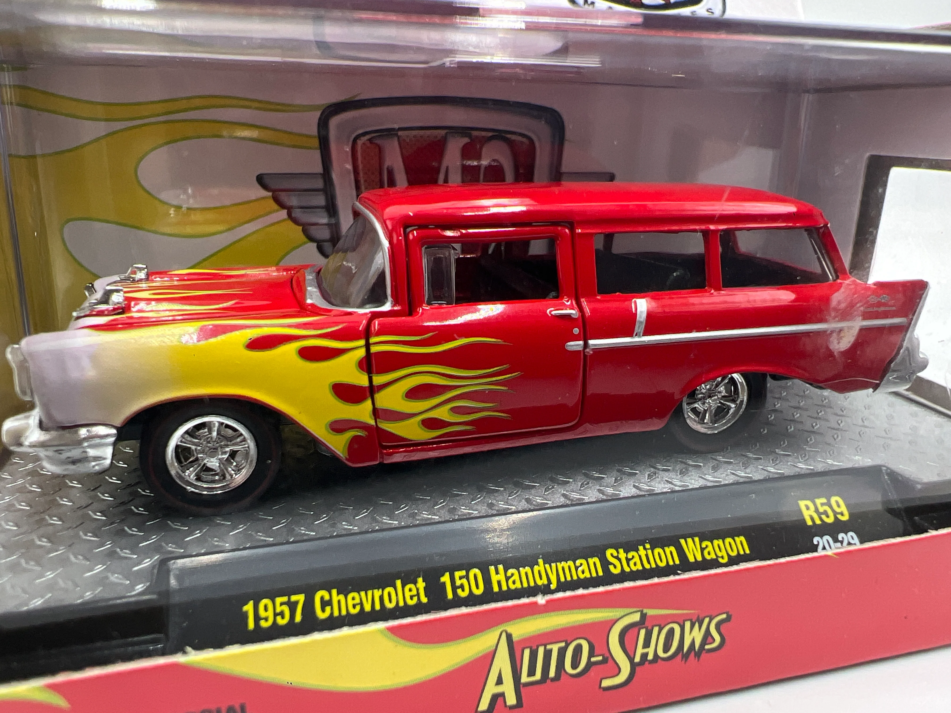 M2 Machines Auto-Shows 1957 Chevrolet 150 Handyman Station Wagon Red R59 - Image 3