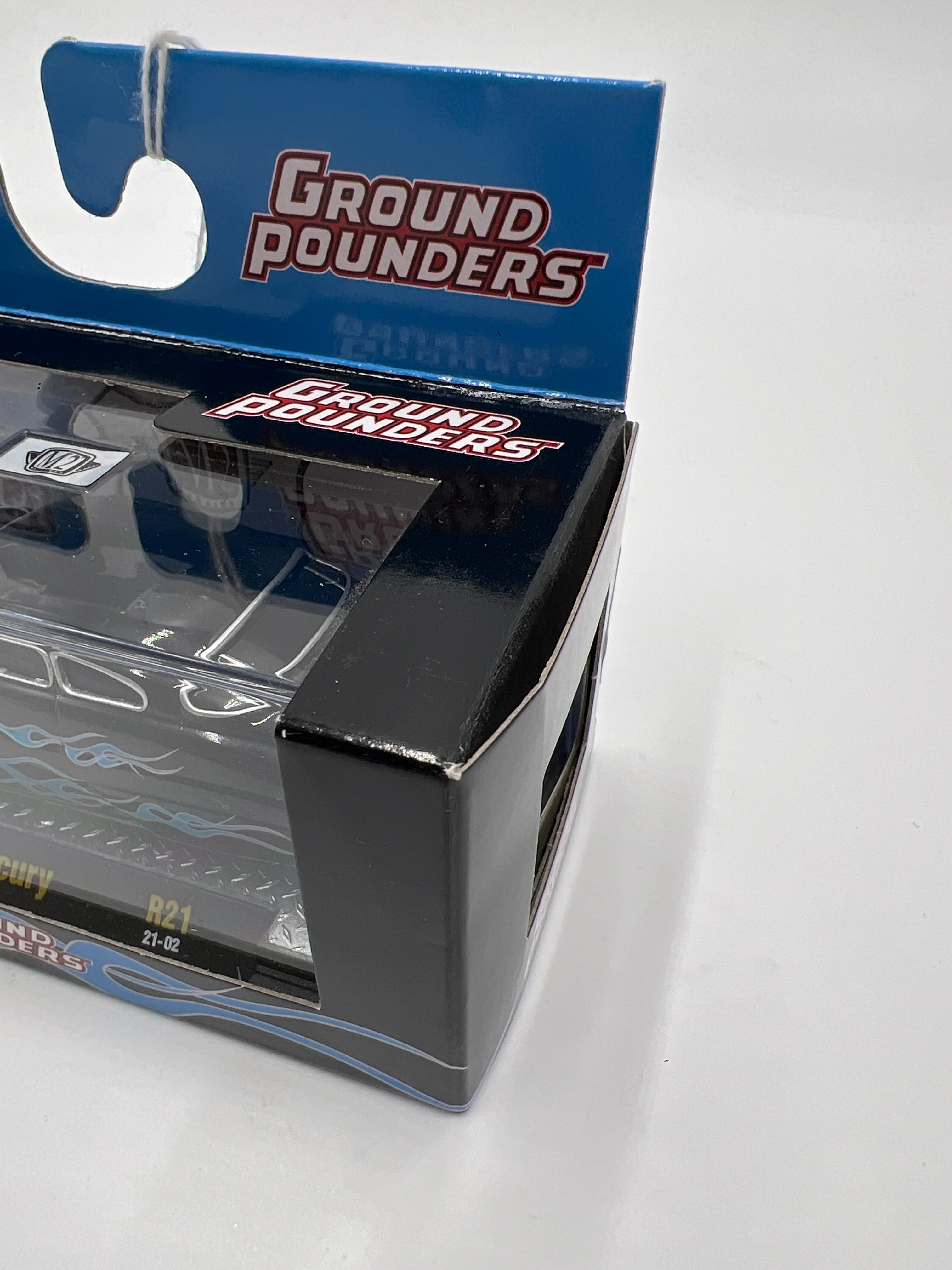M2 Machines Ground Pounders 1949 Mercury Custom Black R21 - Image 4