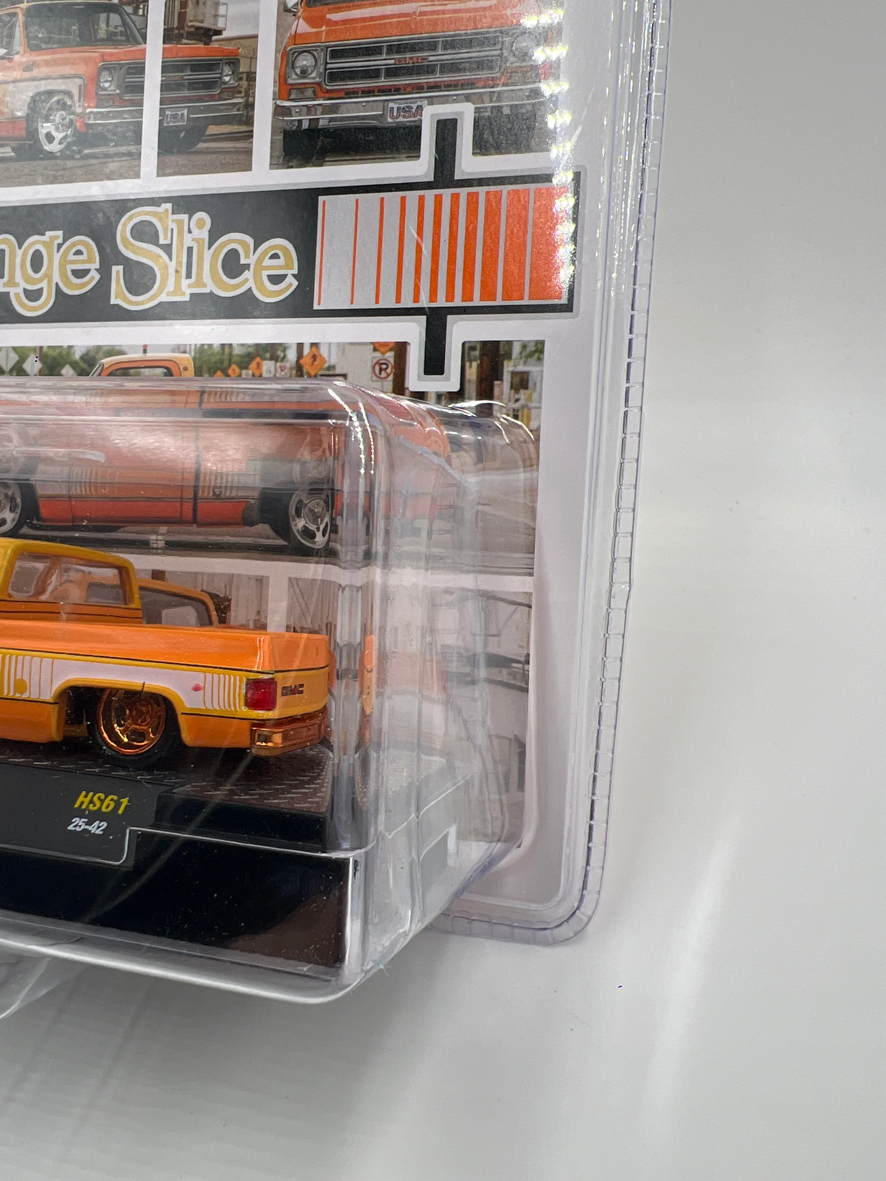 M2 Machines Hobby Exclusive CHASE Orange Slice 1976 GMC Sierra Grande 15 HS61 - Image 3