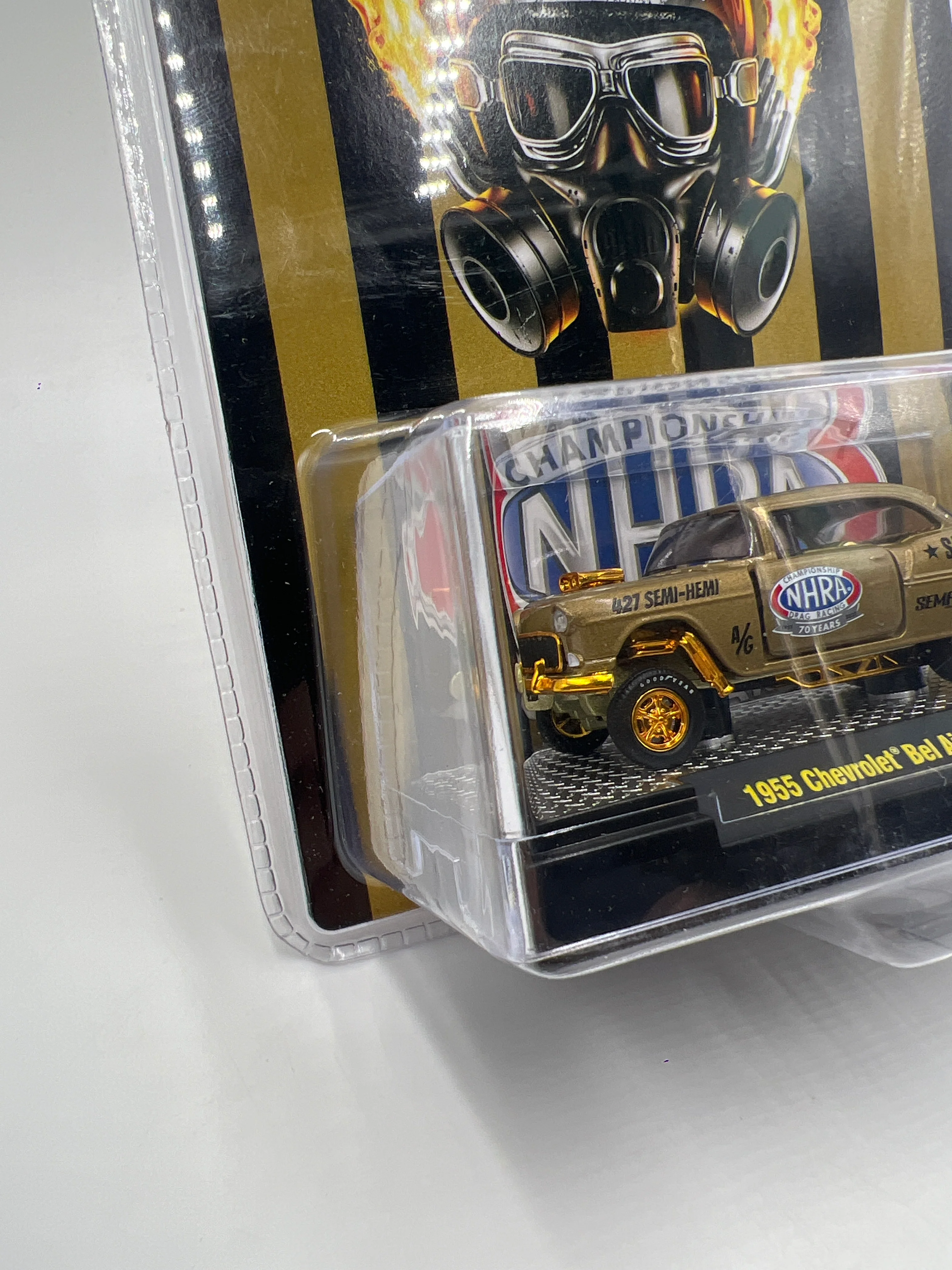 M2 Machines SEMA 2021 CHASE 1/400 NHRA 1955 Chevrolet Bel Air Gasser Gold FL05 - Image 4