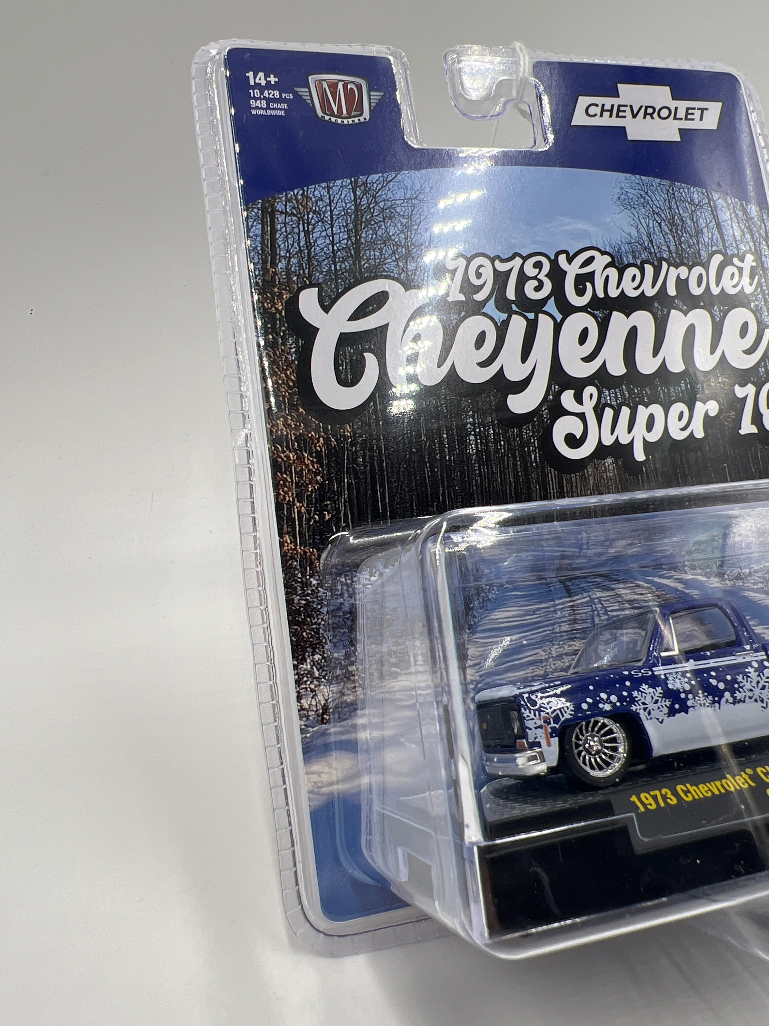 M2 Machines Hobby Exclusive 1973 Chevrolet Cheyenne Super 10 Custom SS Blue HS65 - Image 4