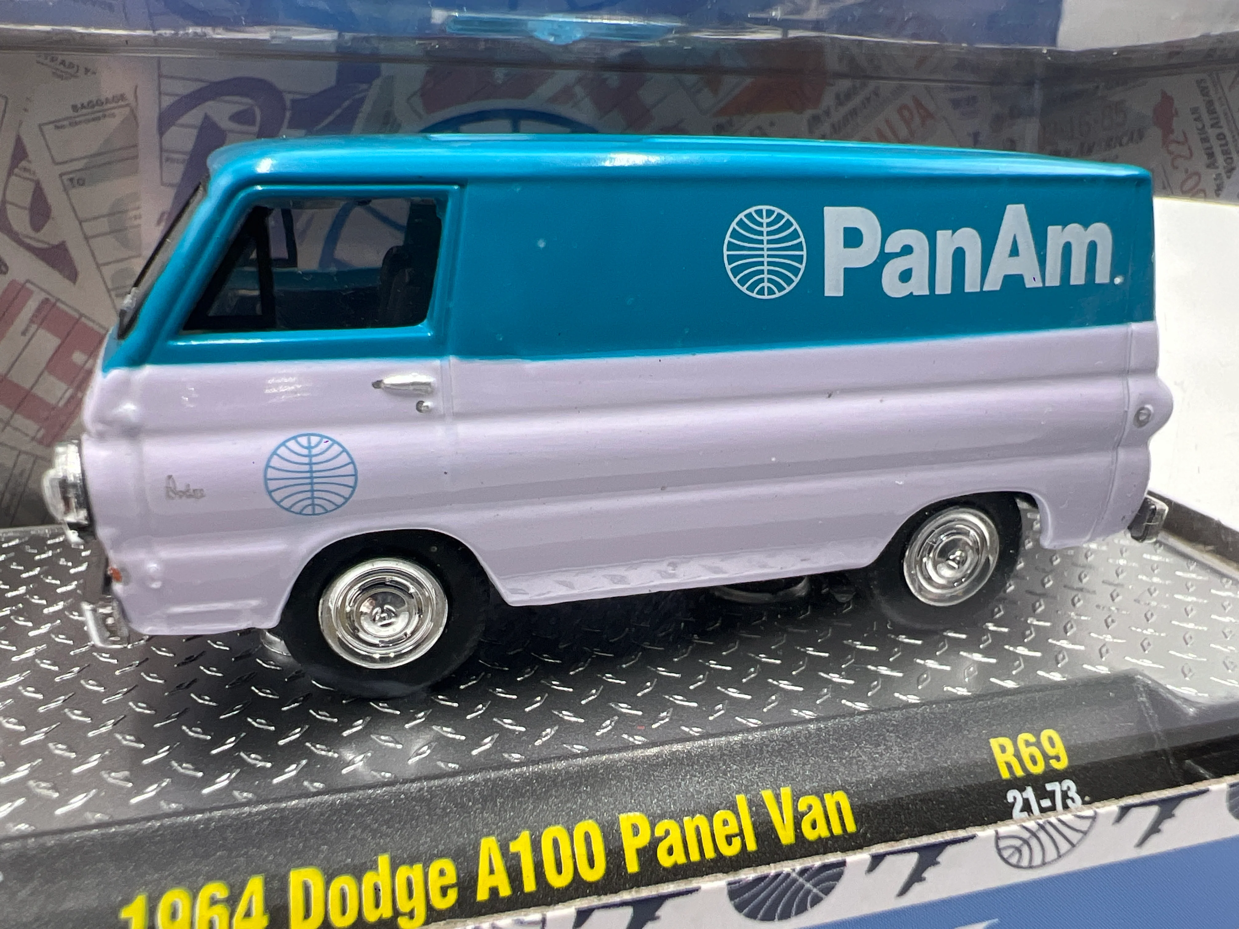 M2 Machines Pan Am 1964 Dodge A100 Panel Van Blue/White R69 - Image 3