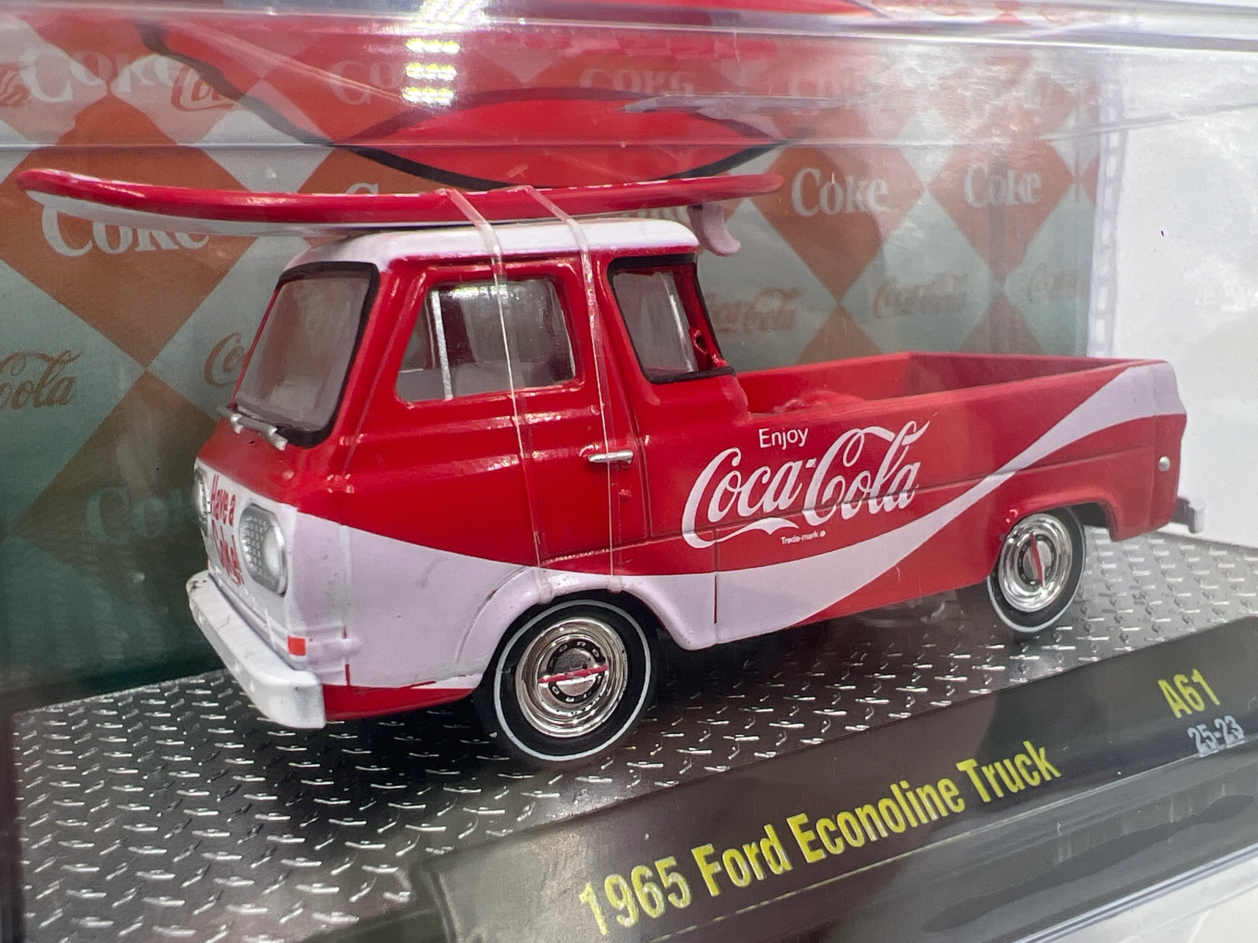 M2 Machines A61 Coca Cola 1965 Ford Econoline Truck 194B - Image 2