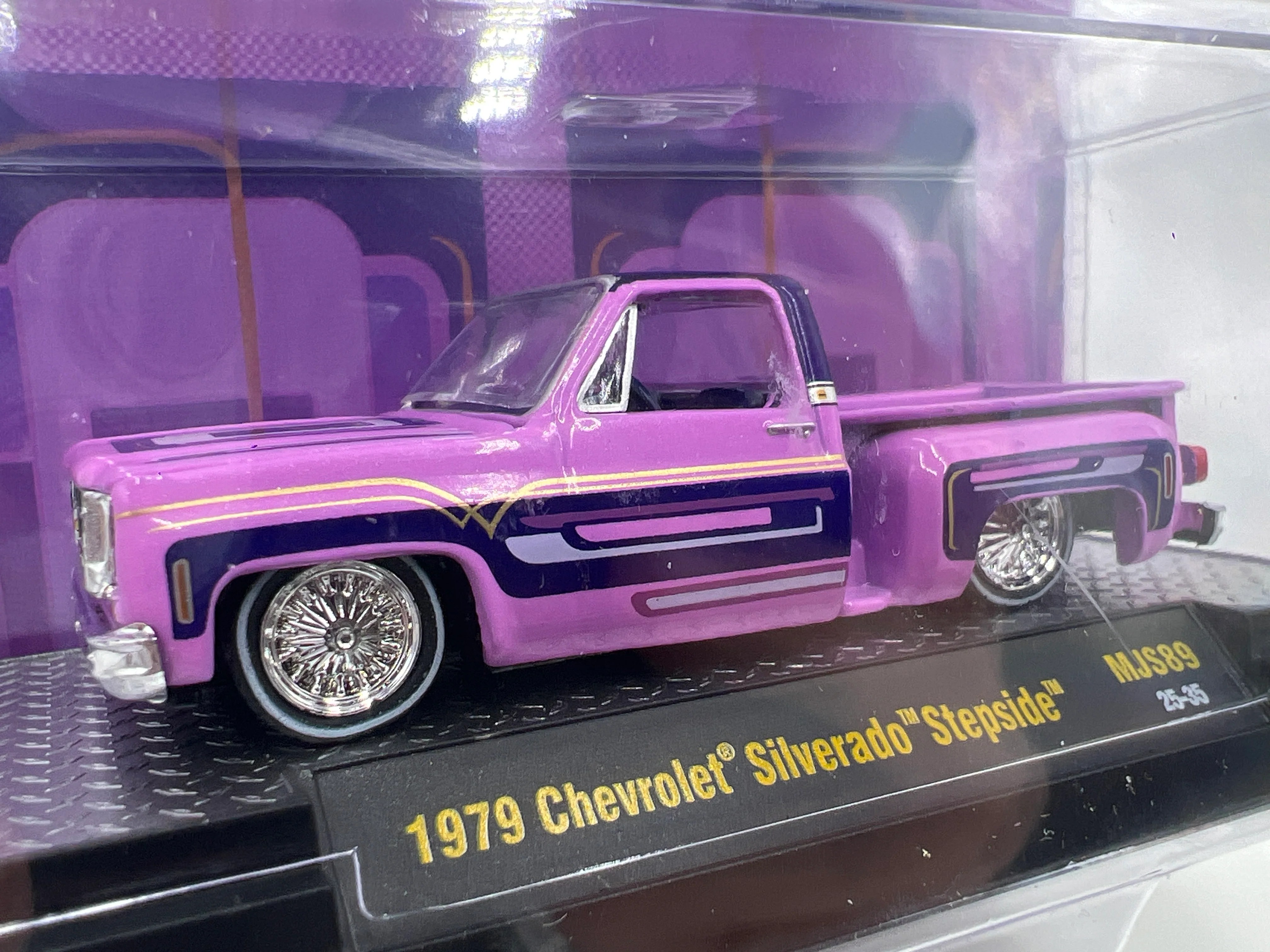 M2 Machines MiJo Exclusives 1979 Chevrolet Silverado Stepside MJS89 204D - Image 2