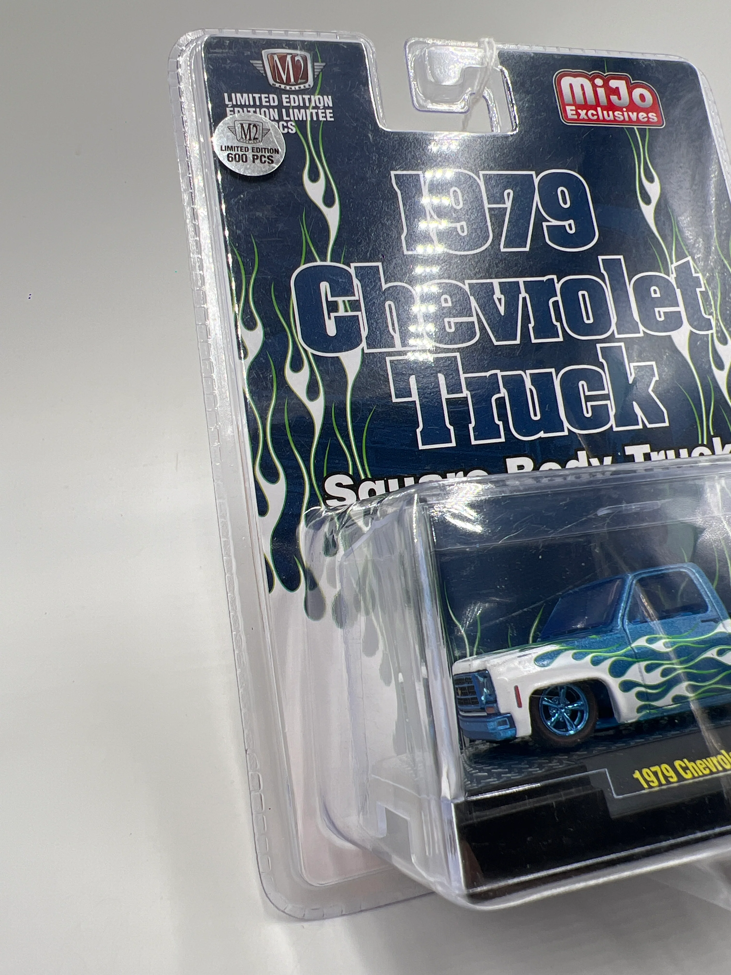 M2 Machines MiJo Exclusives CHASE 1/600 1979 Chevrolet Silverado MJS42 - Image 4