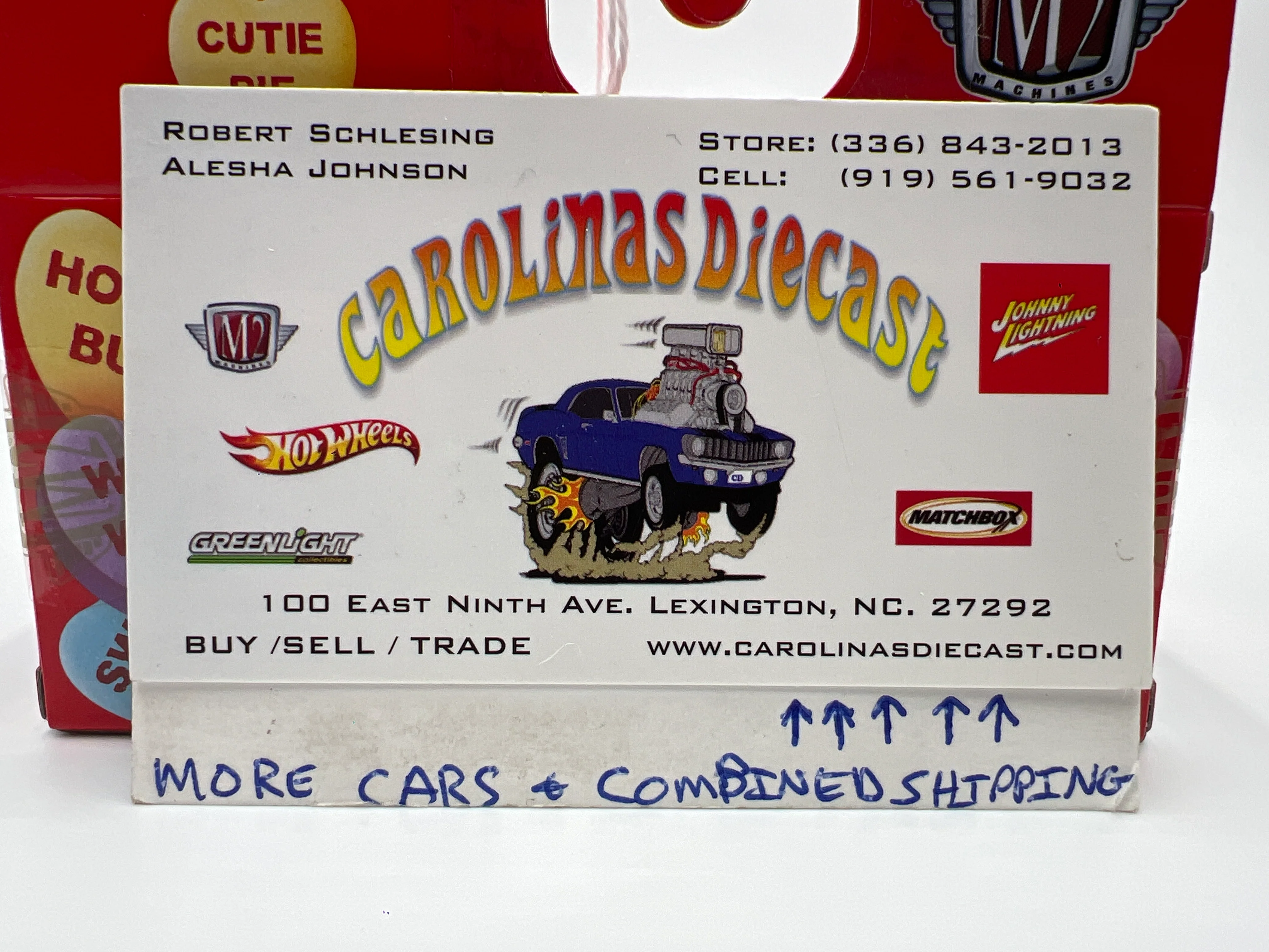 M2 Machines Walmart Exclusive Sweethearts 1992 Chevrolet C1500 SS 454 Red WMTS22 - Image 7