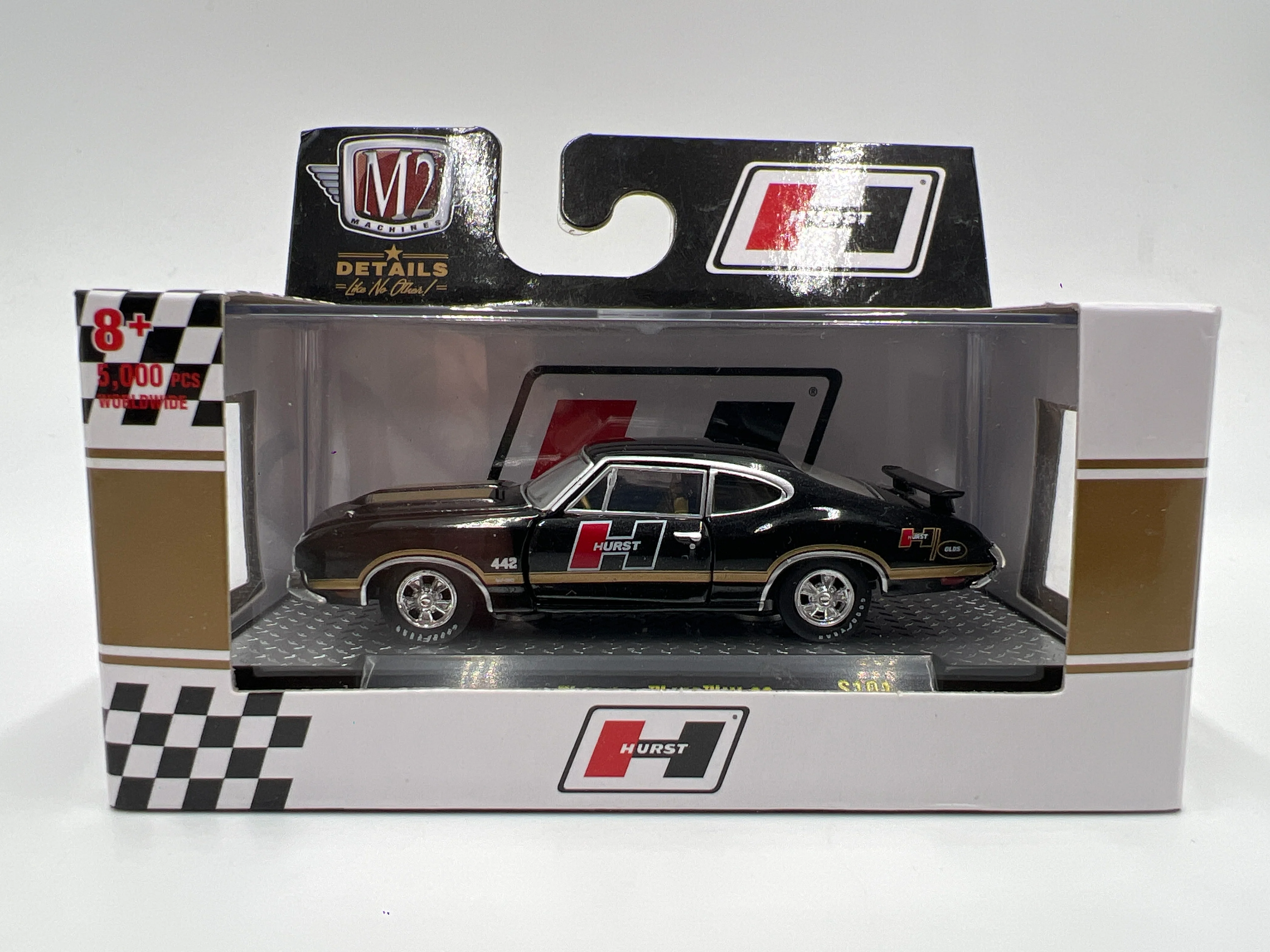 M2 Machines Hurst 1970 Oldsmobile Cutlass 442 W-30 Black S101