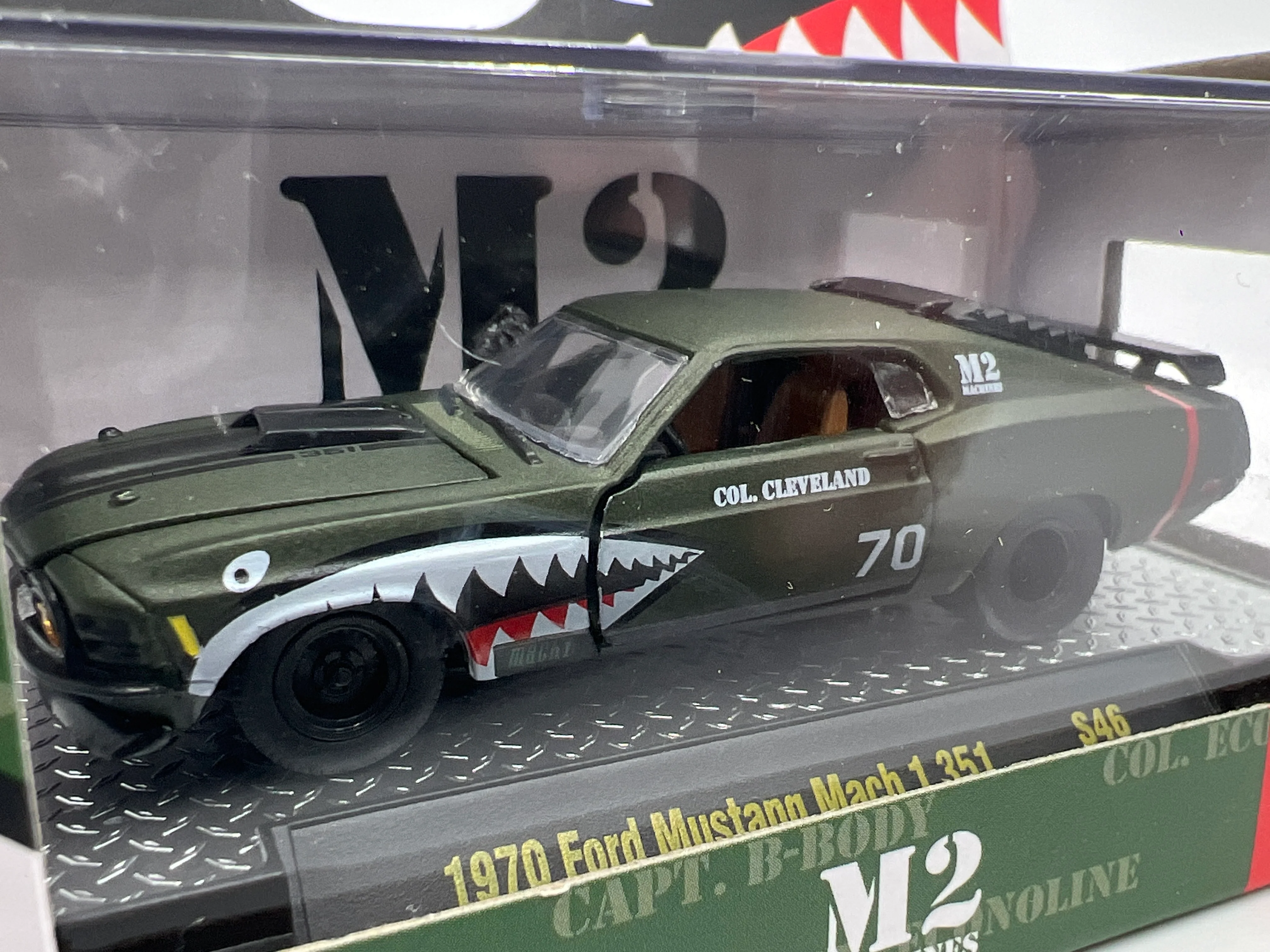 M2 Machines S46 Shark Mouth 1970 Ford Mustang Mach 1 351 - Image 2
