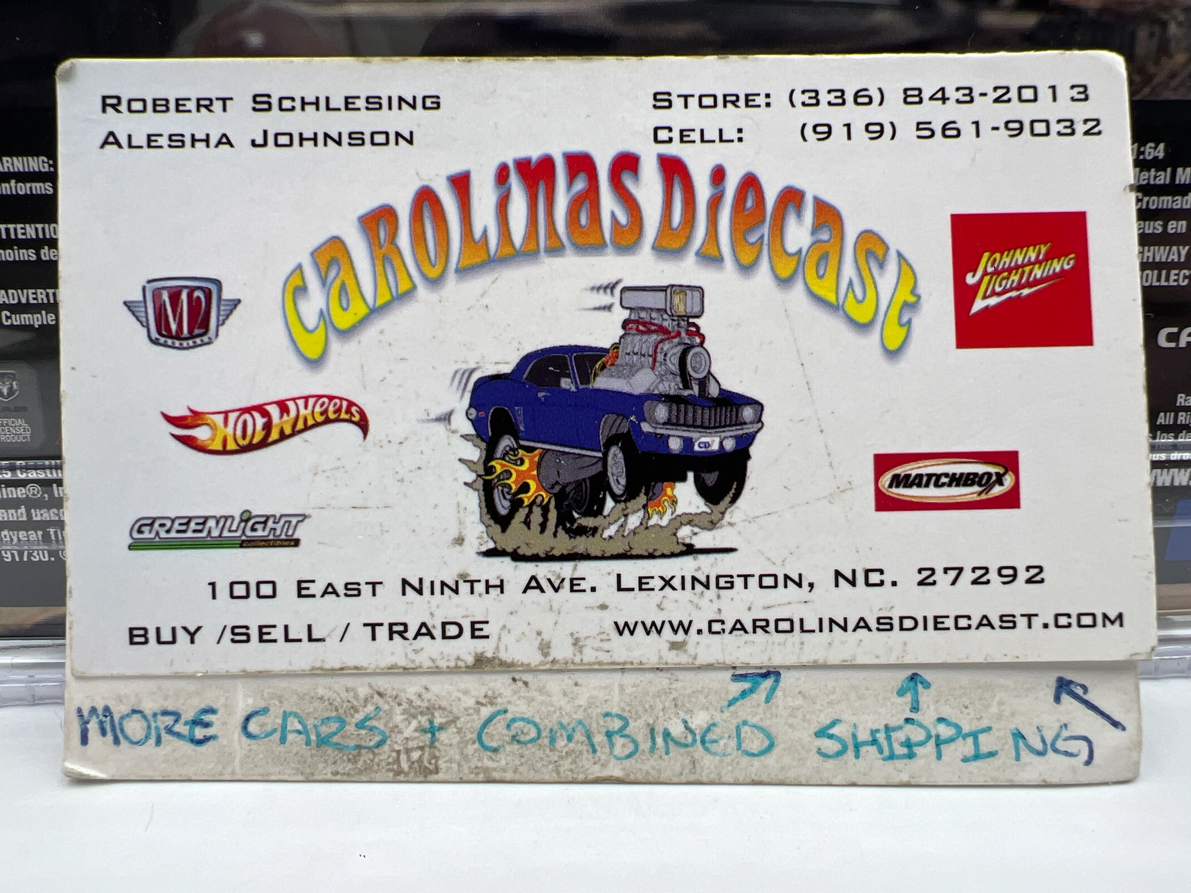 M2 Machines R18 Diorama 1978 Dodge Adventurer 150 White 196G - Image 4