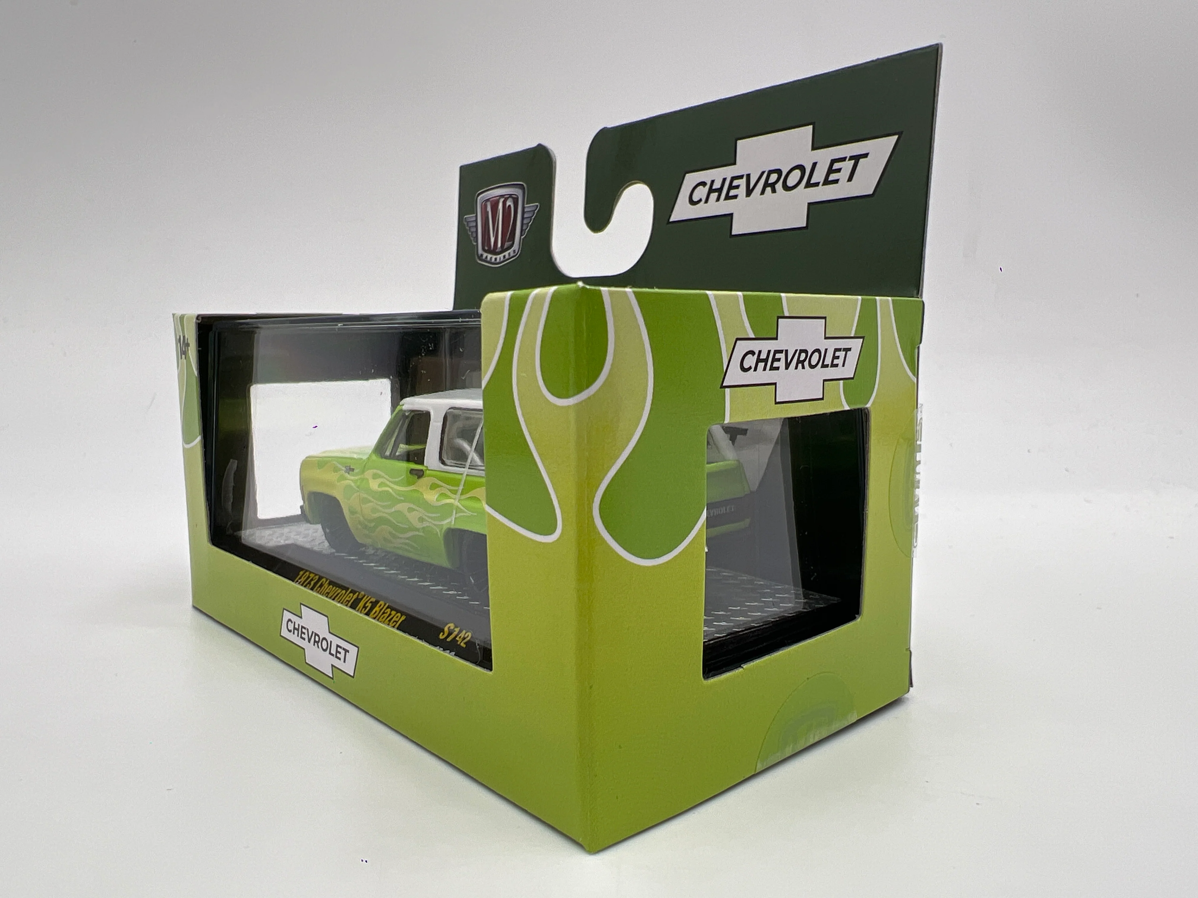 M2 Machines Target Exclusive 1973 Chevrolet K5 Blazer Light Green S142 - Image 3
