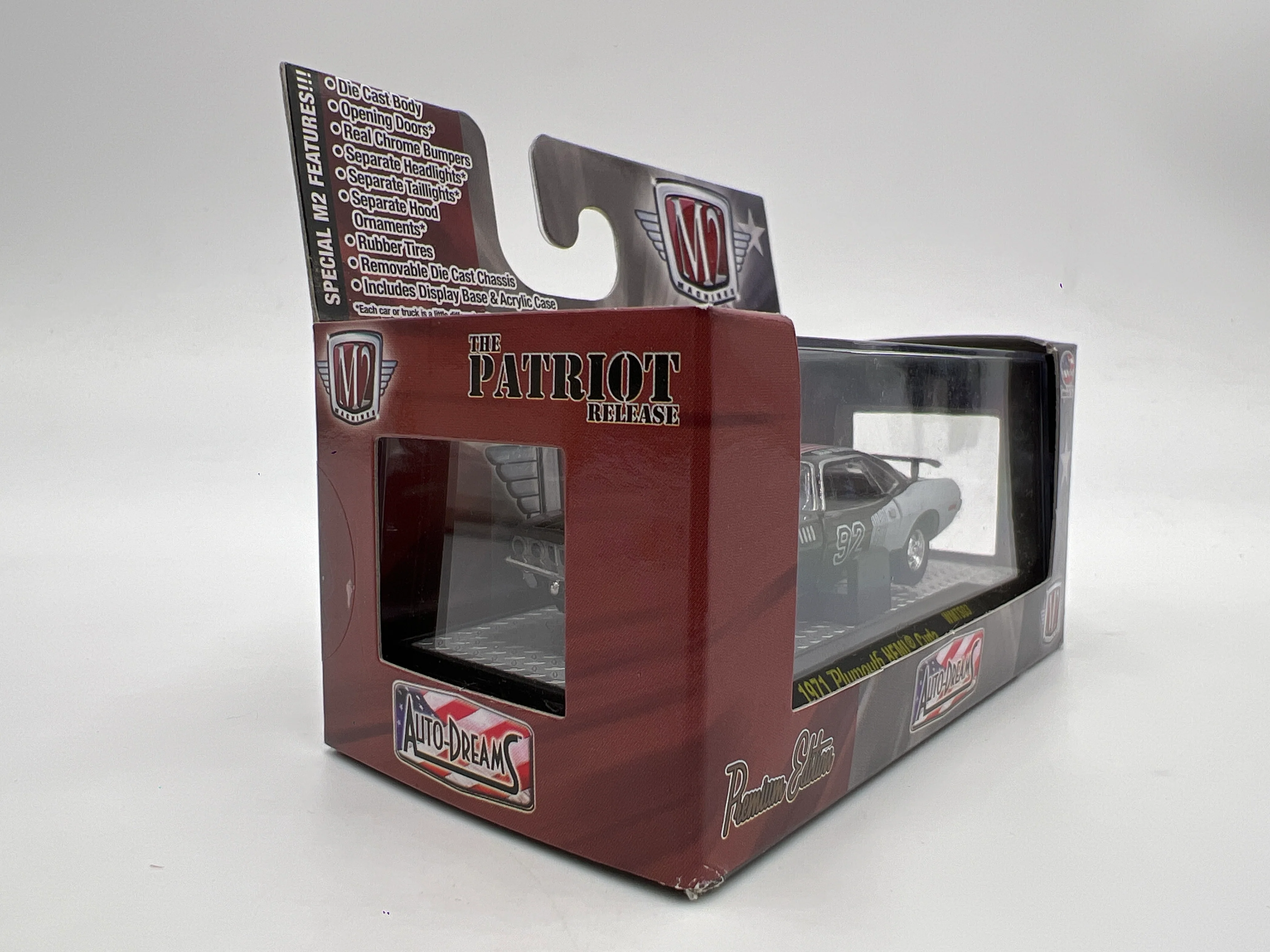 M2 Machines Walmart Exclusive Auto-Dreams 1971 Plymouth Hemi Cuda Black WMTS03 - Image 4