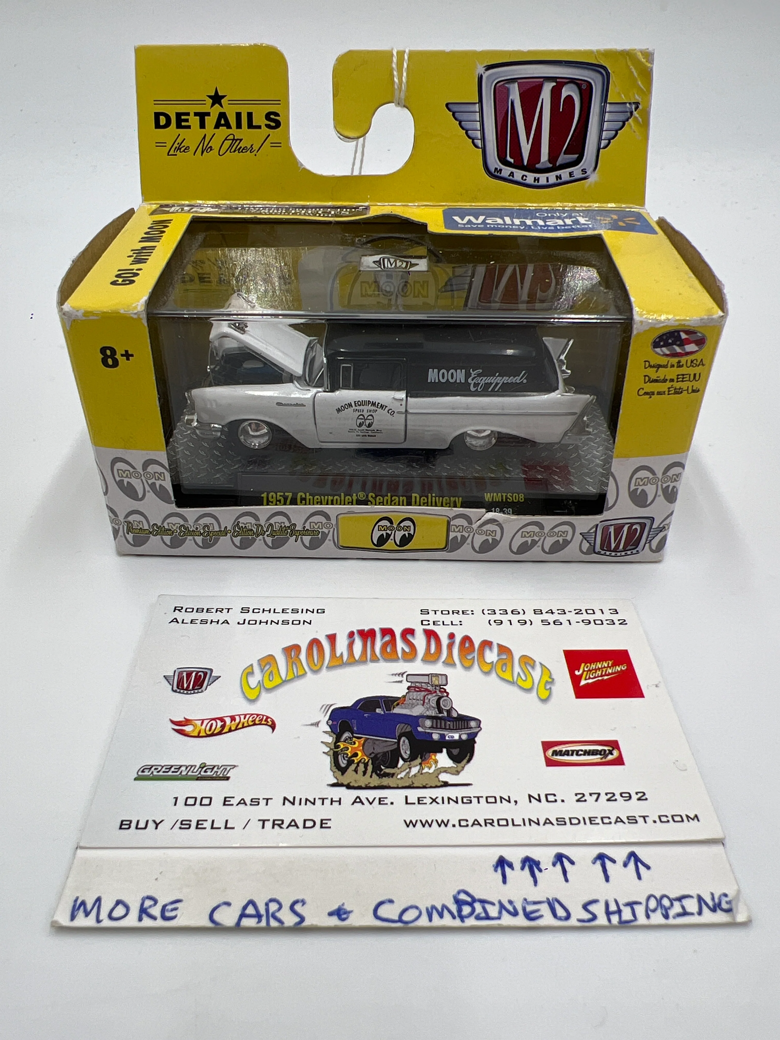 M2 Machines Walmart Exclusive Mooneyes 1957 Chevrolet Sedan Delivery White/Black (Bad Box) WMTS08