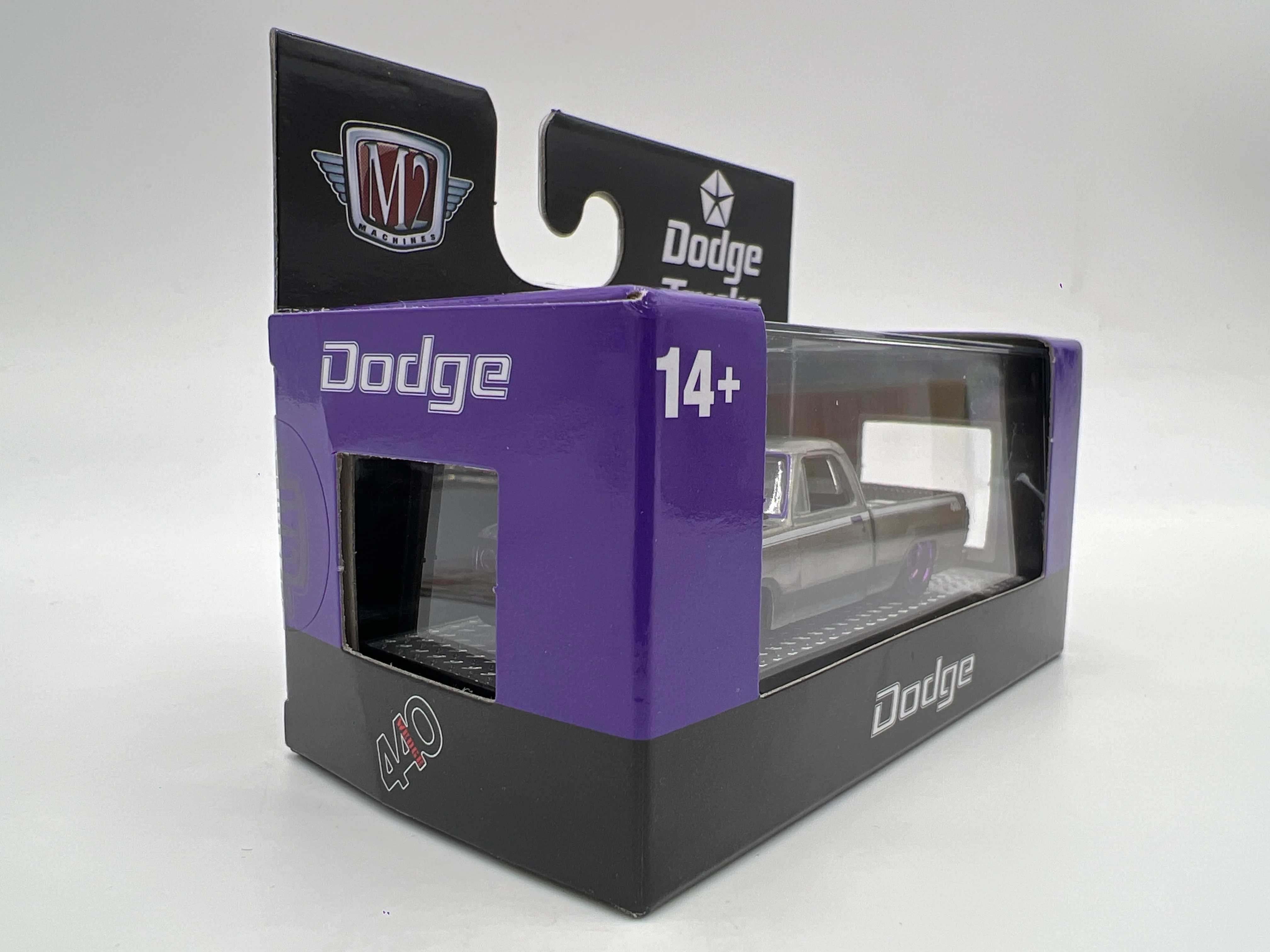 M2 Machines Walmart RAW CHASE 1/250 1972 Dodge Adventurer 100 Custom W/Protector WMTS21 - Image 3