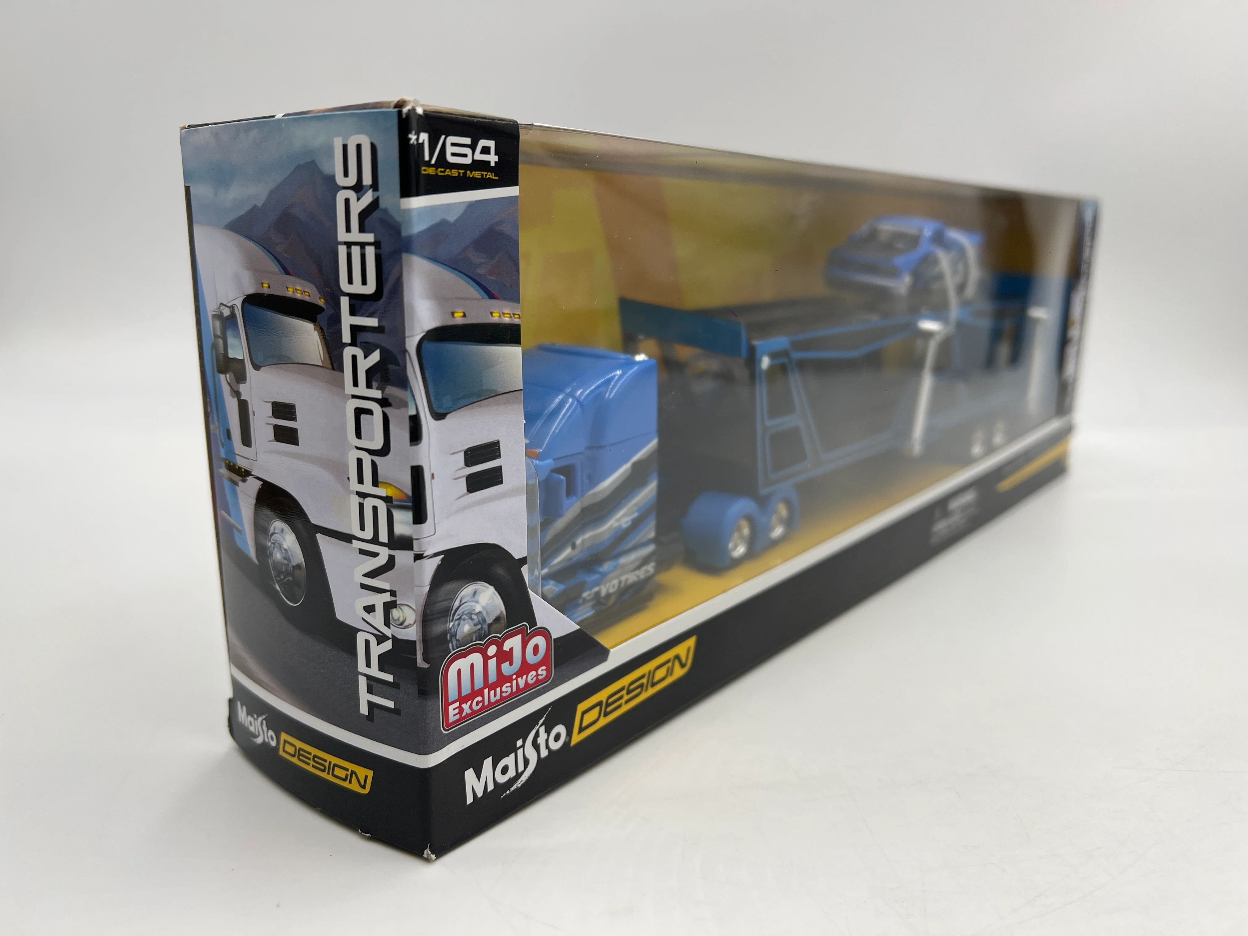 Maisto Design 1/64 Mijo Exclusives Transporters Mack Anthem & 1993 Chevrolet 454 SS Pick-Up - Image 5